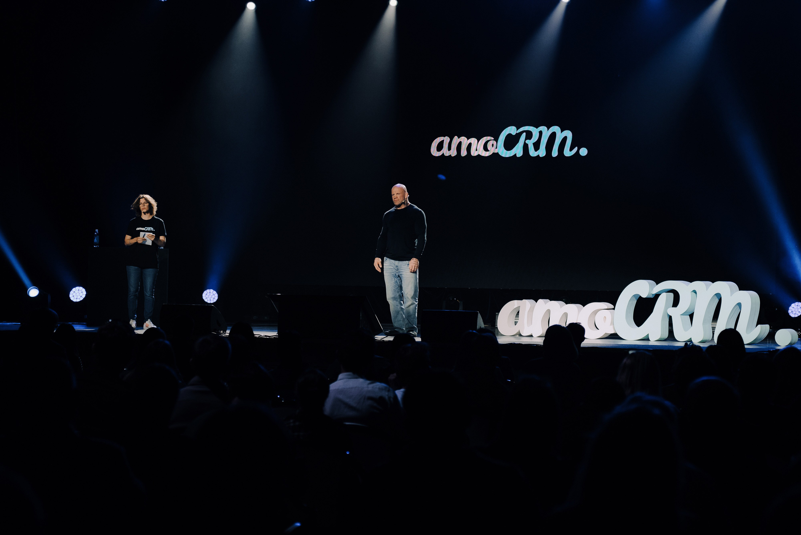 КОНФЕРЕНЦИЯ AMO CRM SIPUNI. Репортажный фотограф Зуев Роман г. Челябинск