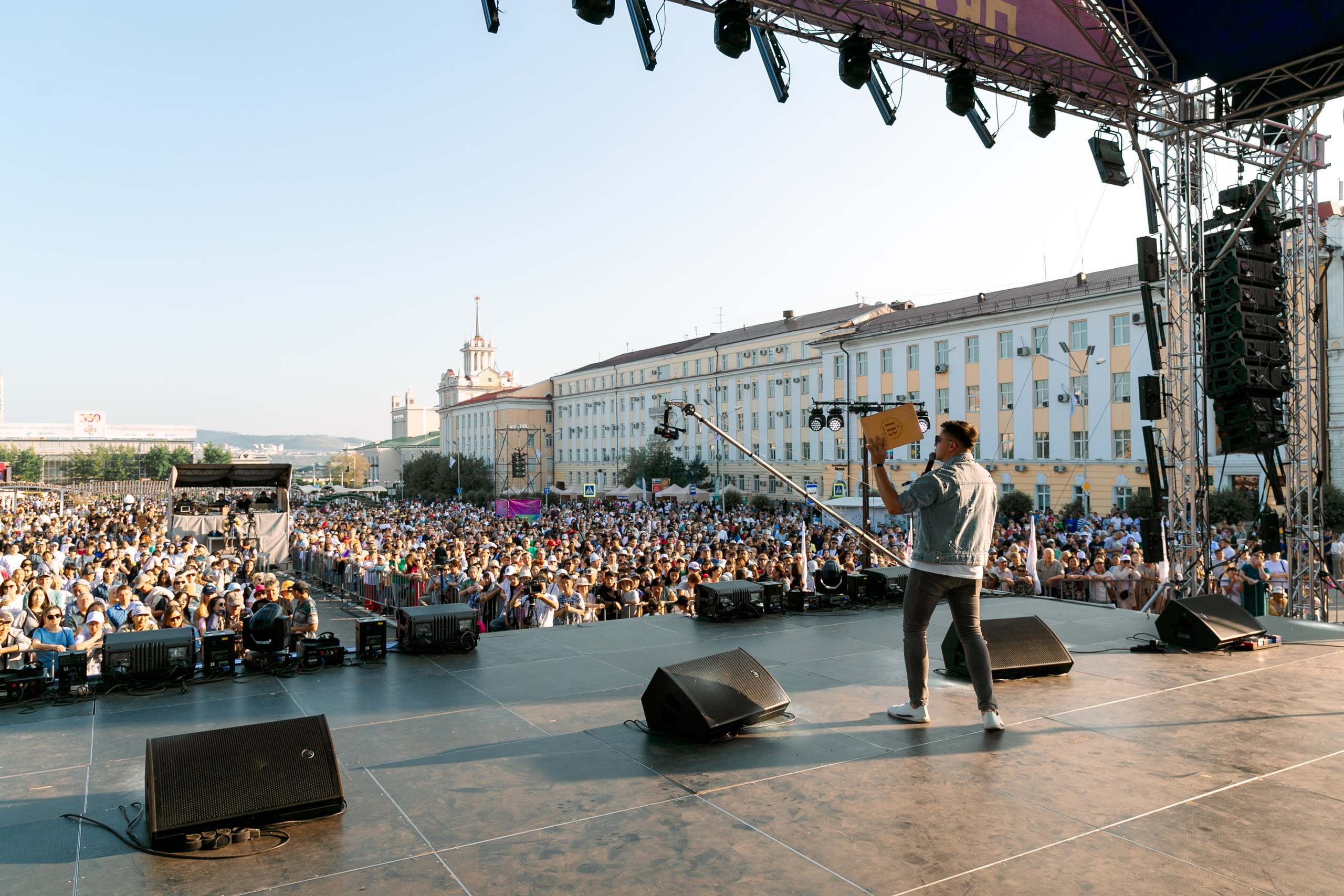 Фестивали и концерты. Ведущий мероприятий Владимир Петренко