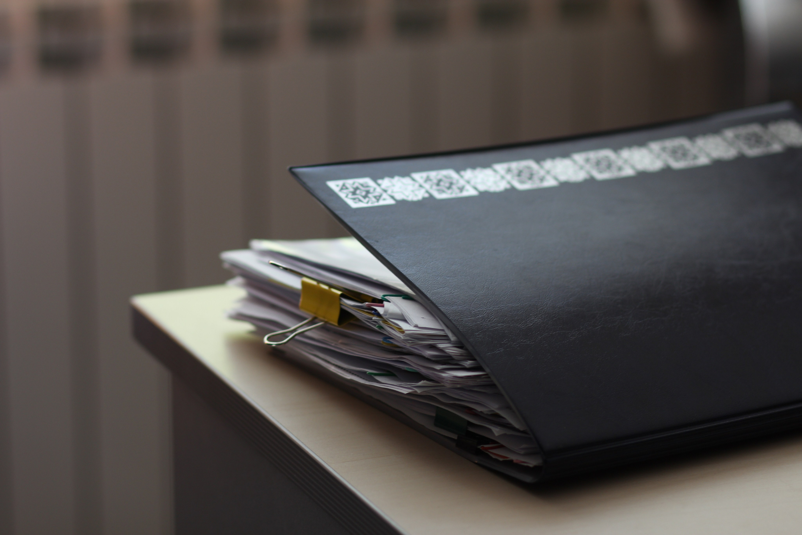 Работа бухгалтерия папка с документами