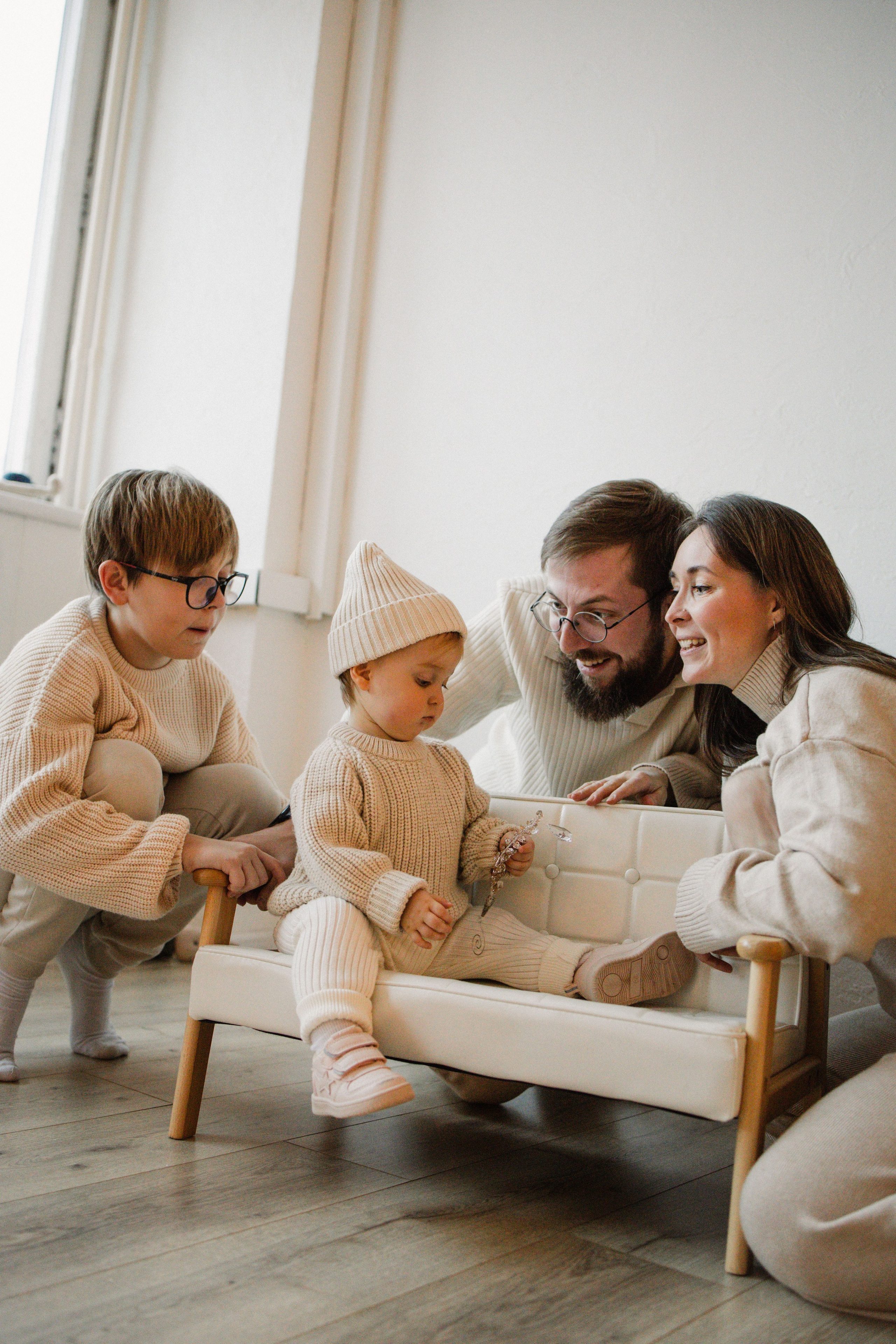 Новогодняя фотосъемка в студии. Семейный видеограф в Москве Элина Ладова