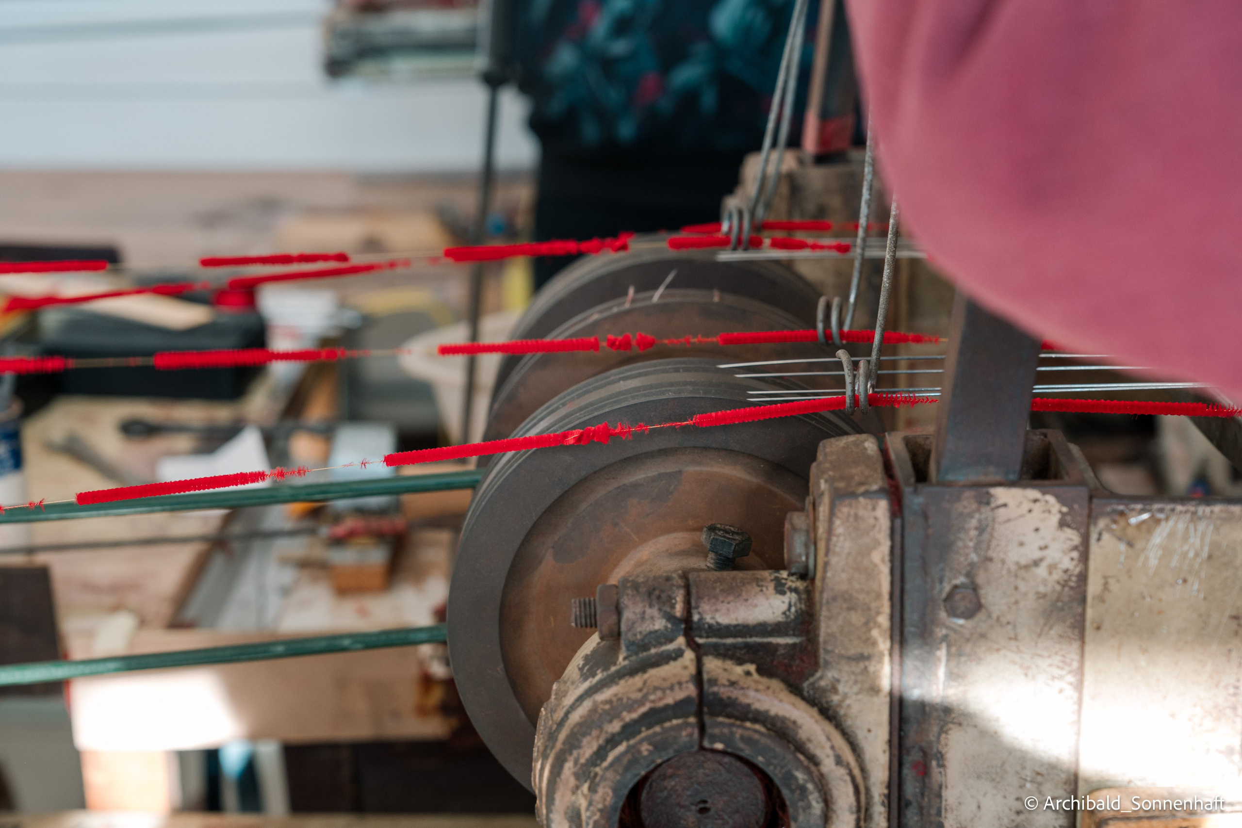 真丝绒绣技艺. Photographer in Guangzhou, China. Archibald Sonnenhaft