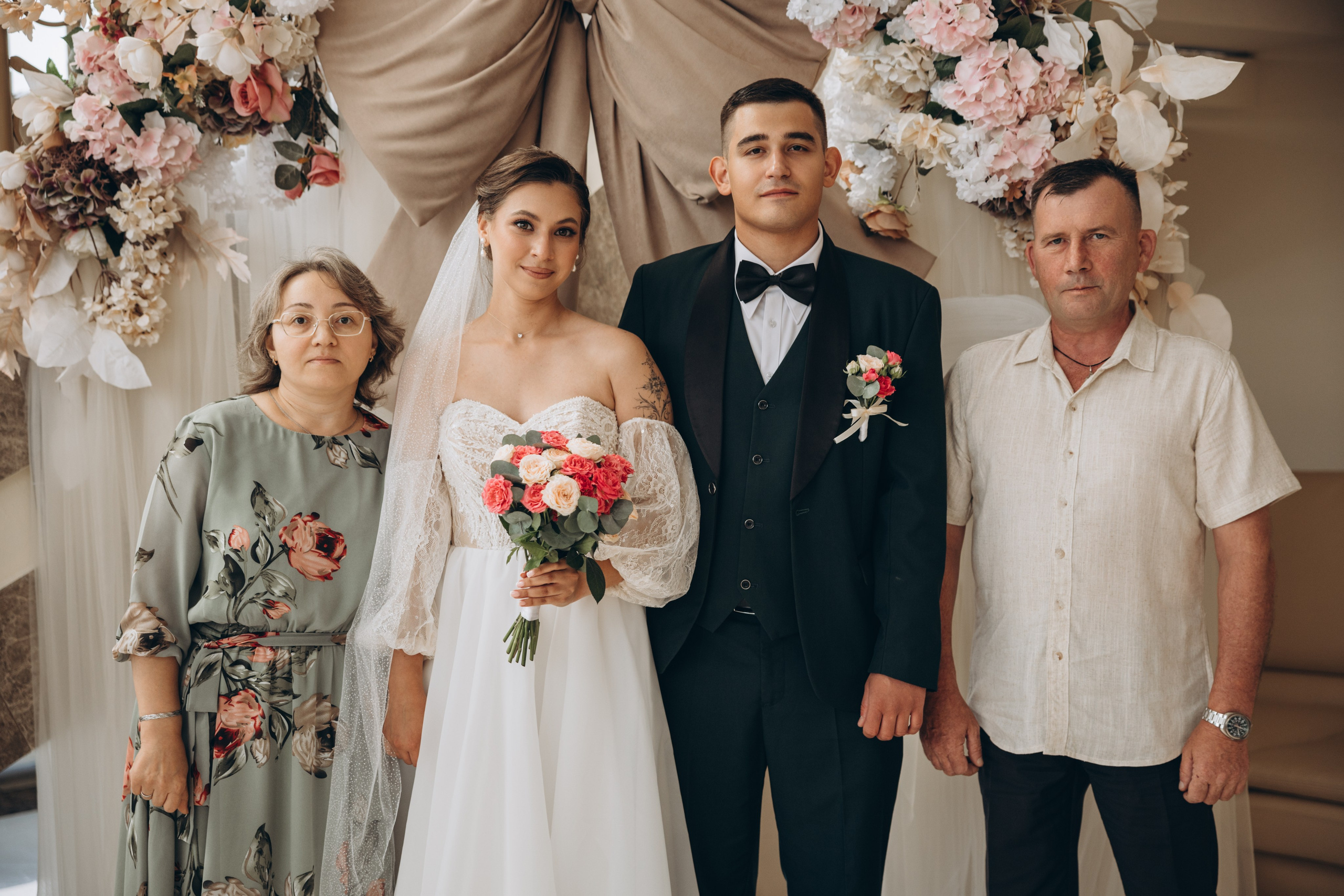 Ренат и Софья. Свадебный, семейный фотограф в Иркутске Светлана Макаричева