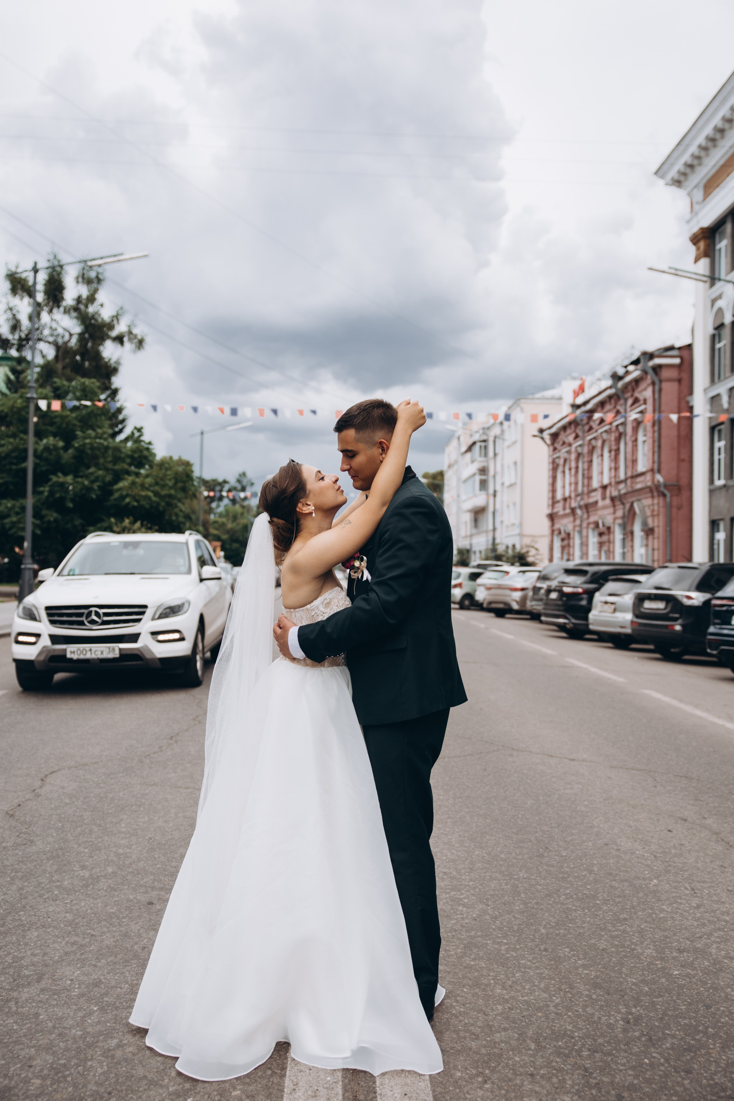 Ренат и Софья. Свадебный, семейный фотограф в Иркутске Светлана Макаричева