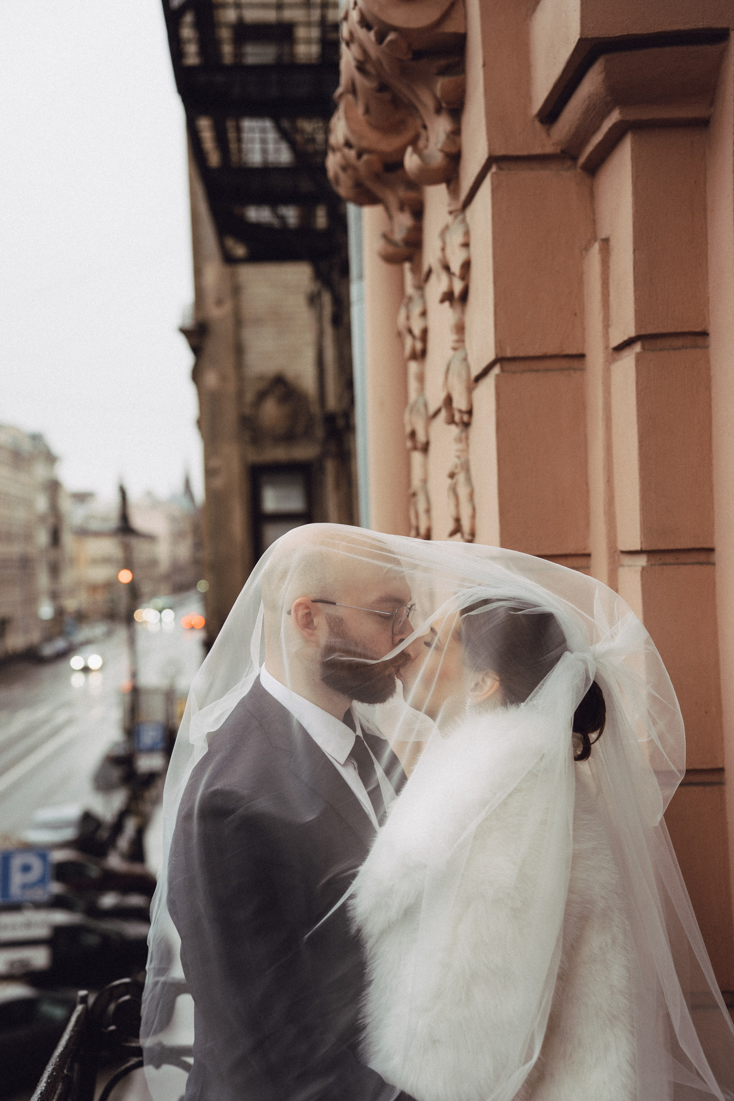 СВАДЕБНАЯ СЬЕМКА ВО ВТОРОМ ДВОРЦЕ (ДЕКАБРЬ) ТАКЖЕ СЬЕМКА В СТУДИИ НА ЧЕРНЫШЕВСКОЙ. Профессиональный фотограф, Санкт-Петербург — Виктория Богомолова