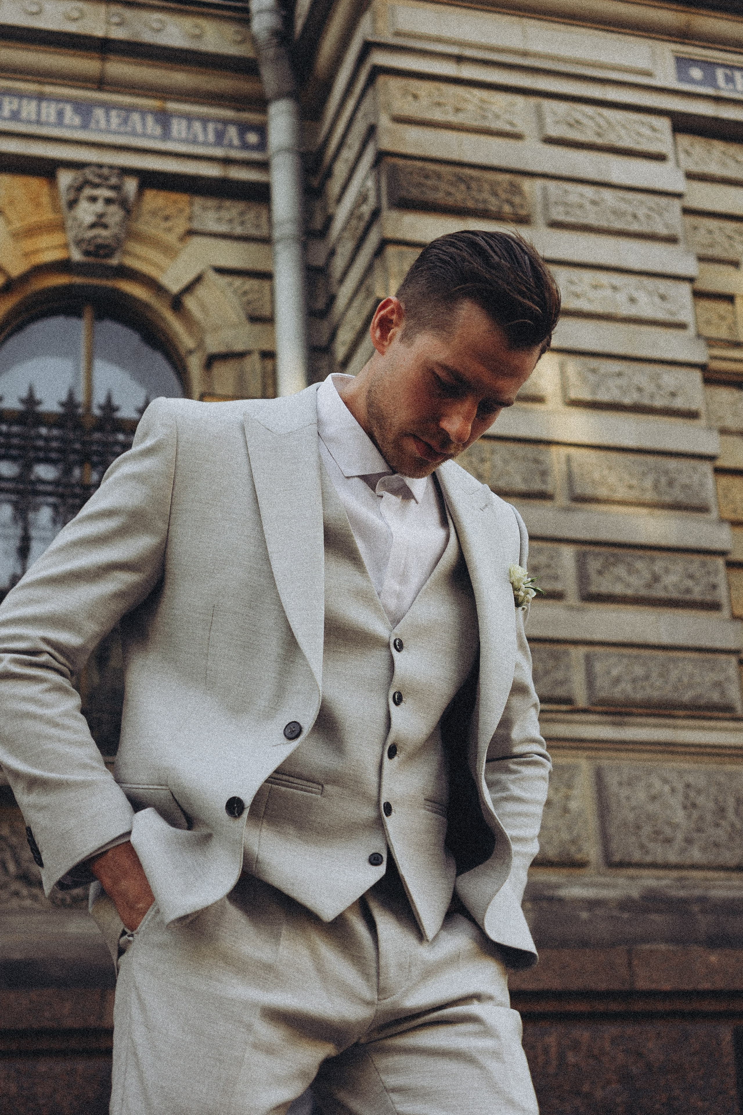 Свадебная сьемка у академии Штиглица. Профессиональный фотограф, Санкт-Петербург — Виктория Богомолова