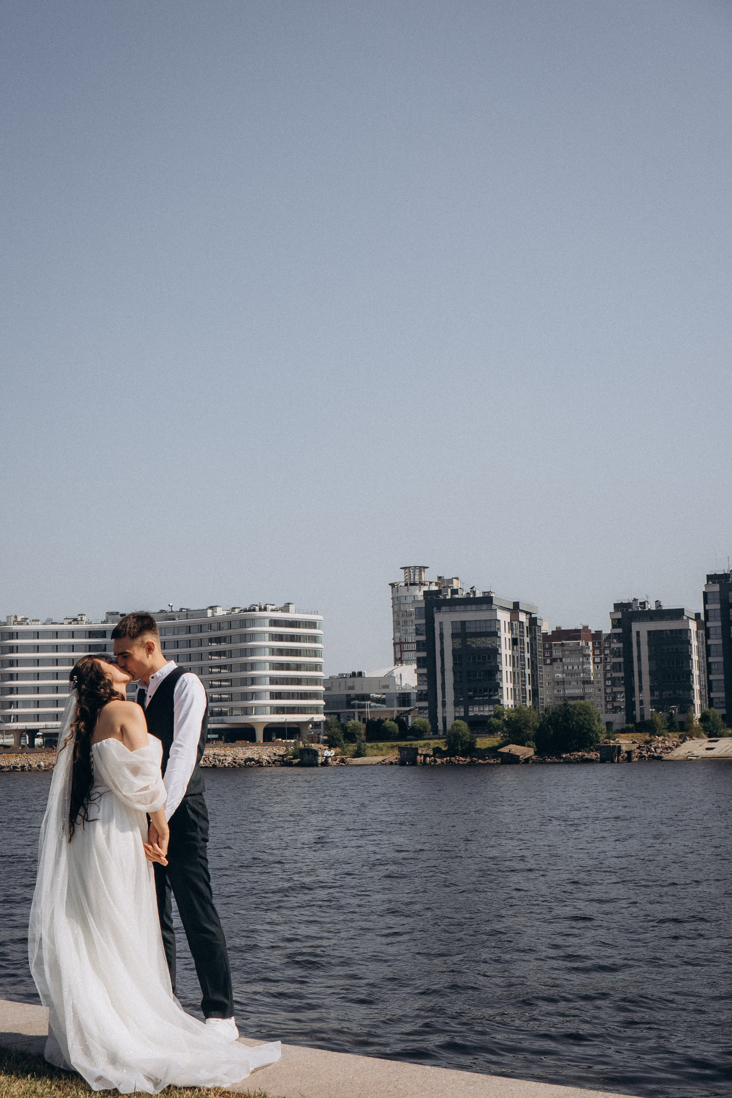 СВАДЕБНАЯ СЬЕМК В ПАРКЕ 300-ЛЕТИЯ. Профессиональный фотограф, Санкт-Петербург — Виктория Богомолова