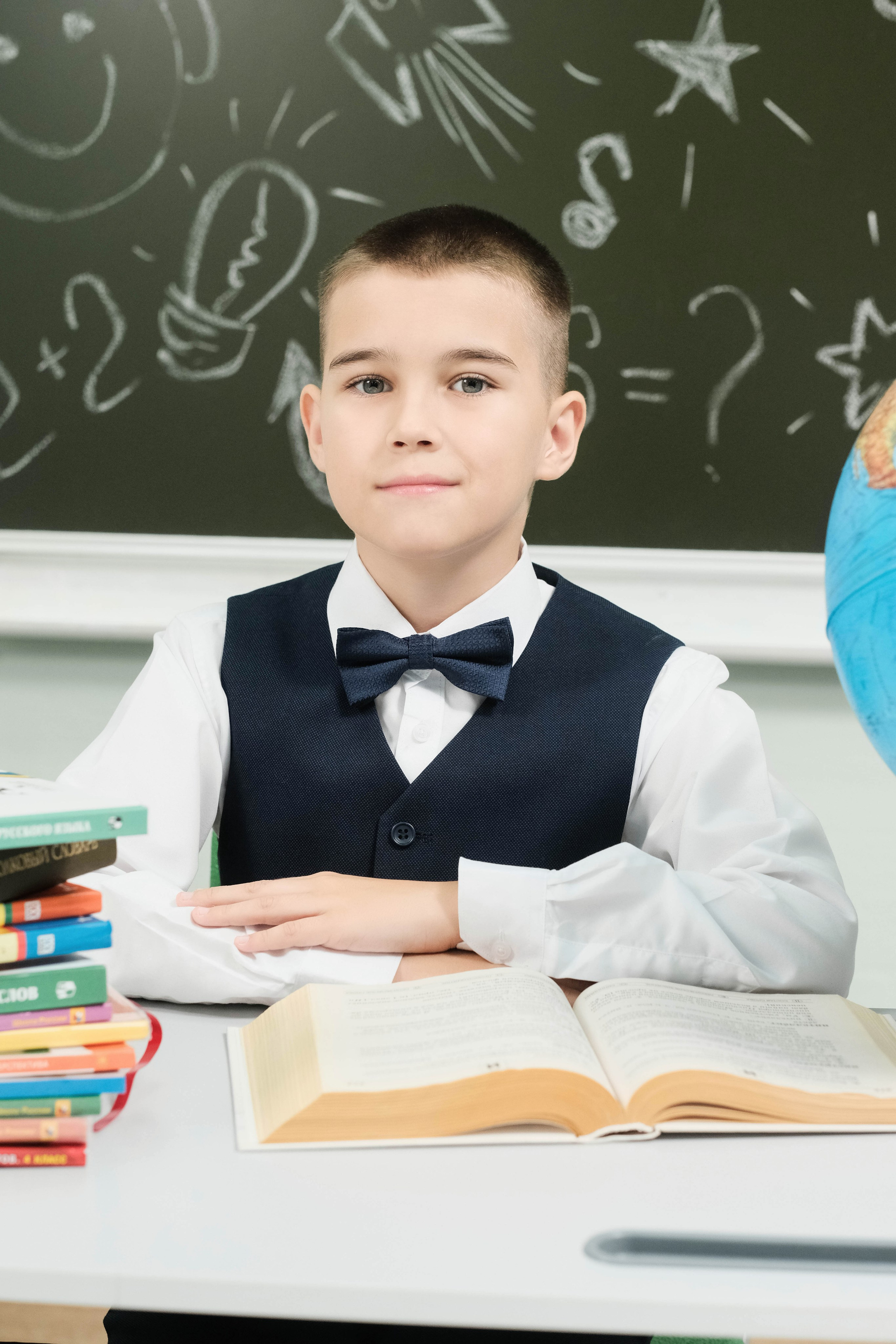 4 класс. Фотограф Елена Дегтярева. Семейная, детская и школьная фотография в Тюмени. Яркие и живые снимки, которые сохранят историю вашей семьи