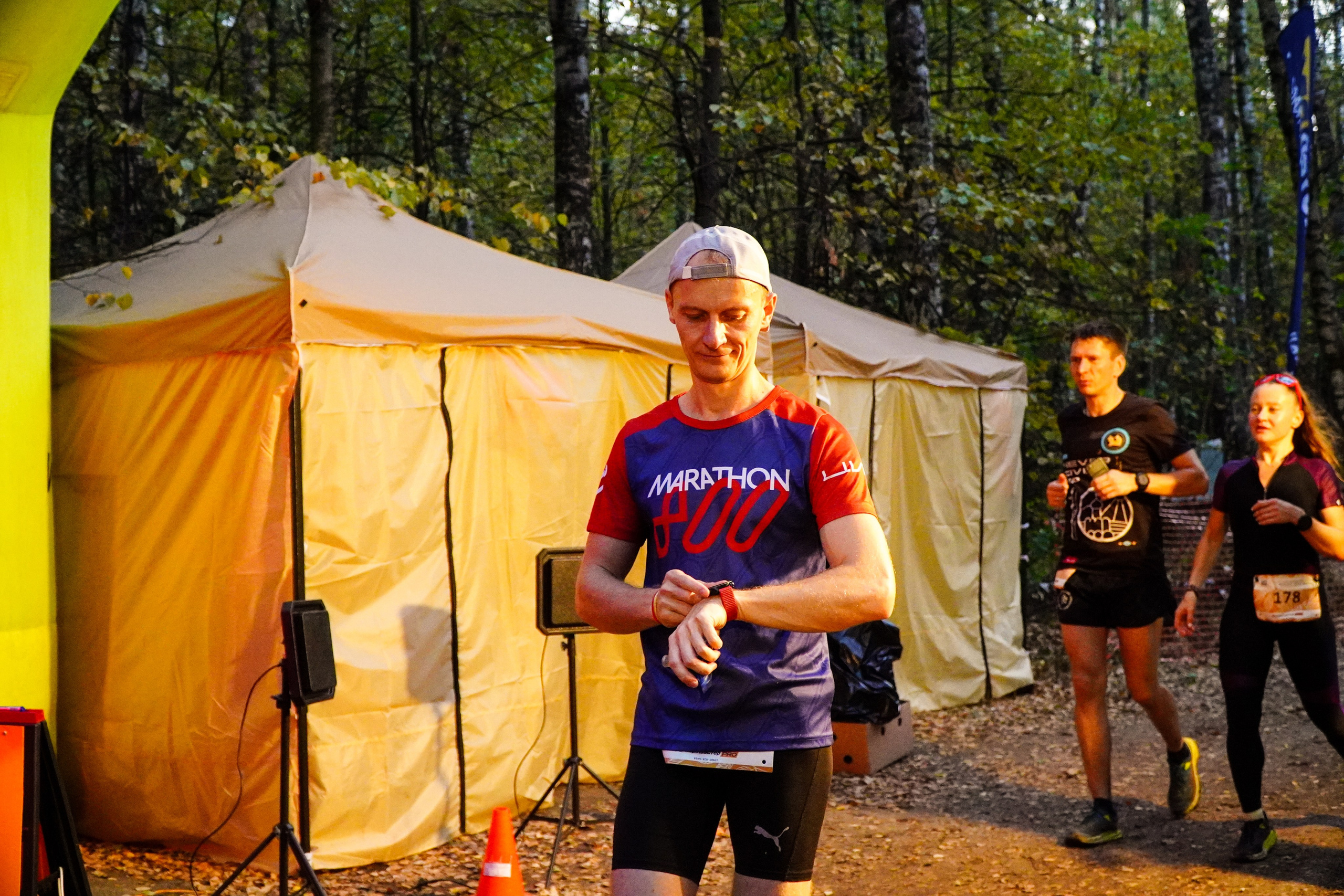 Backyard Ultra Moscow 2024. Роман Капилюшов. Бег. Фото. Видео. г. Люберцы