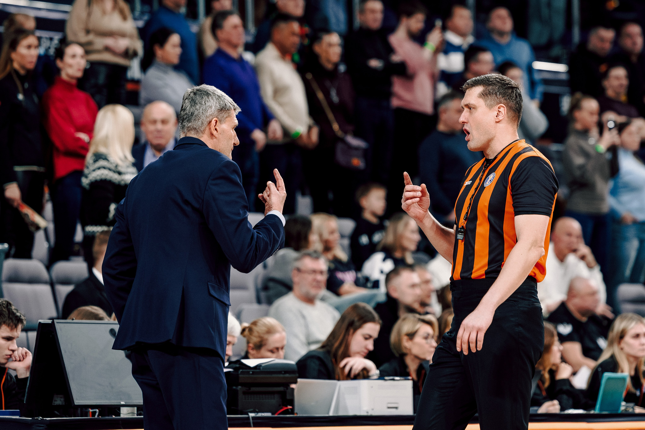 Winline Basket Cup — УРАЛМАШ — УНИКС. Лёшка Варзегов — фотограф