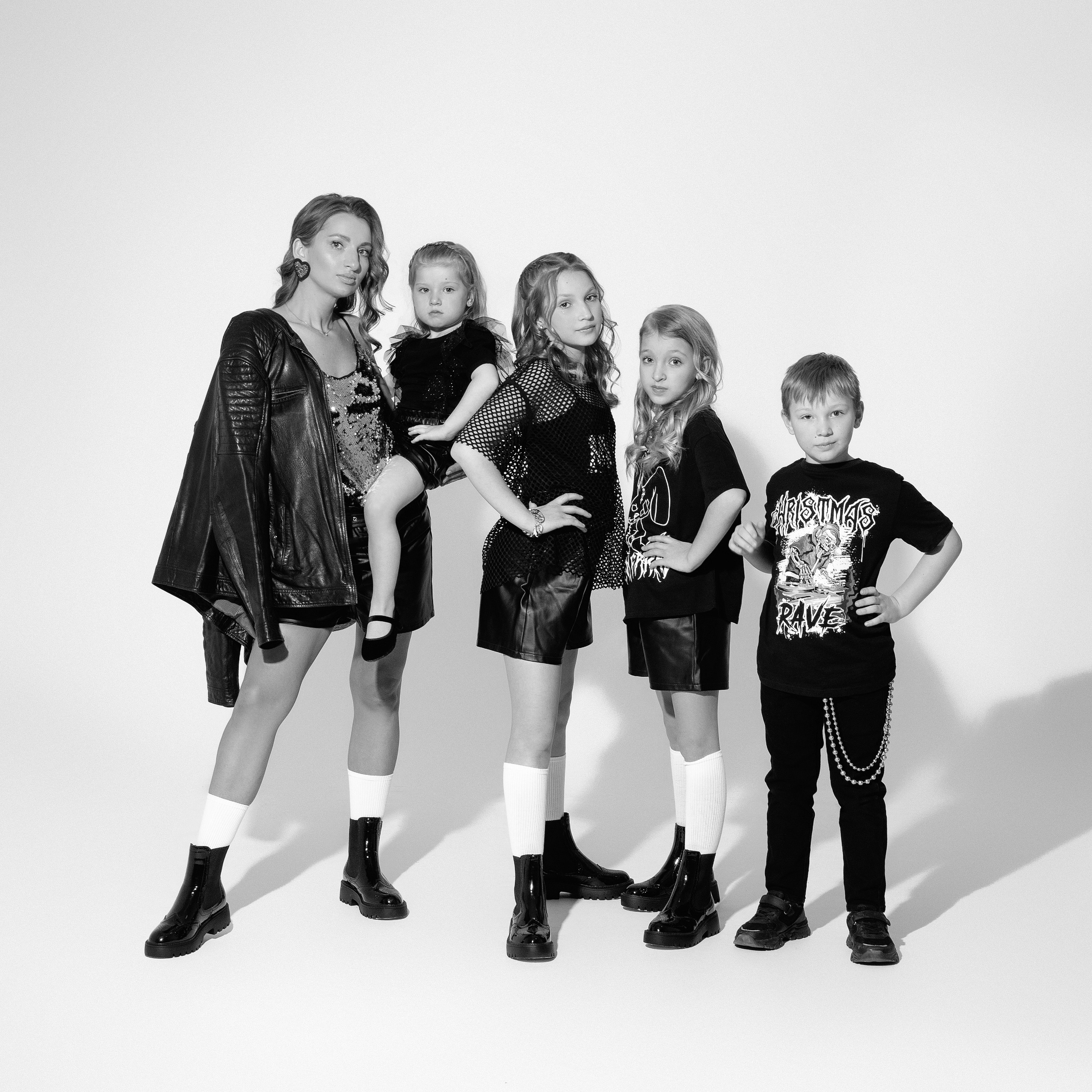 Алёна с семьёй. Фотограф беременности в Екатеринбурге Илона Филатьева