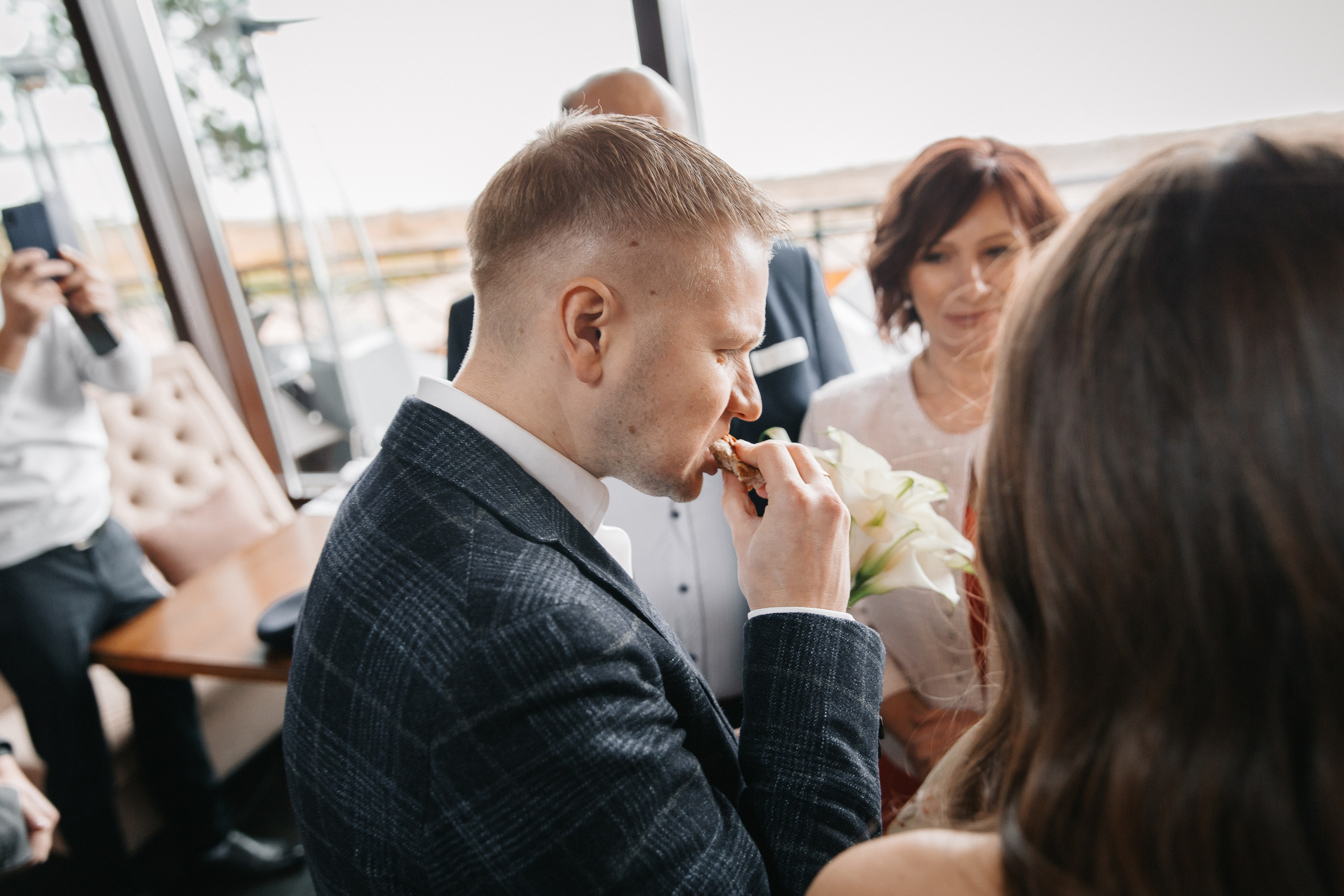 ЗАГС Курортного района (г. Сестрорецк) | сентябрь. Свадебный фотограф в Санкт-Петербурге Полина Корзухина