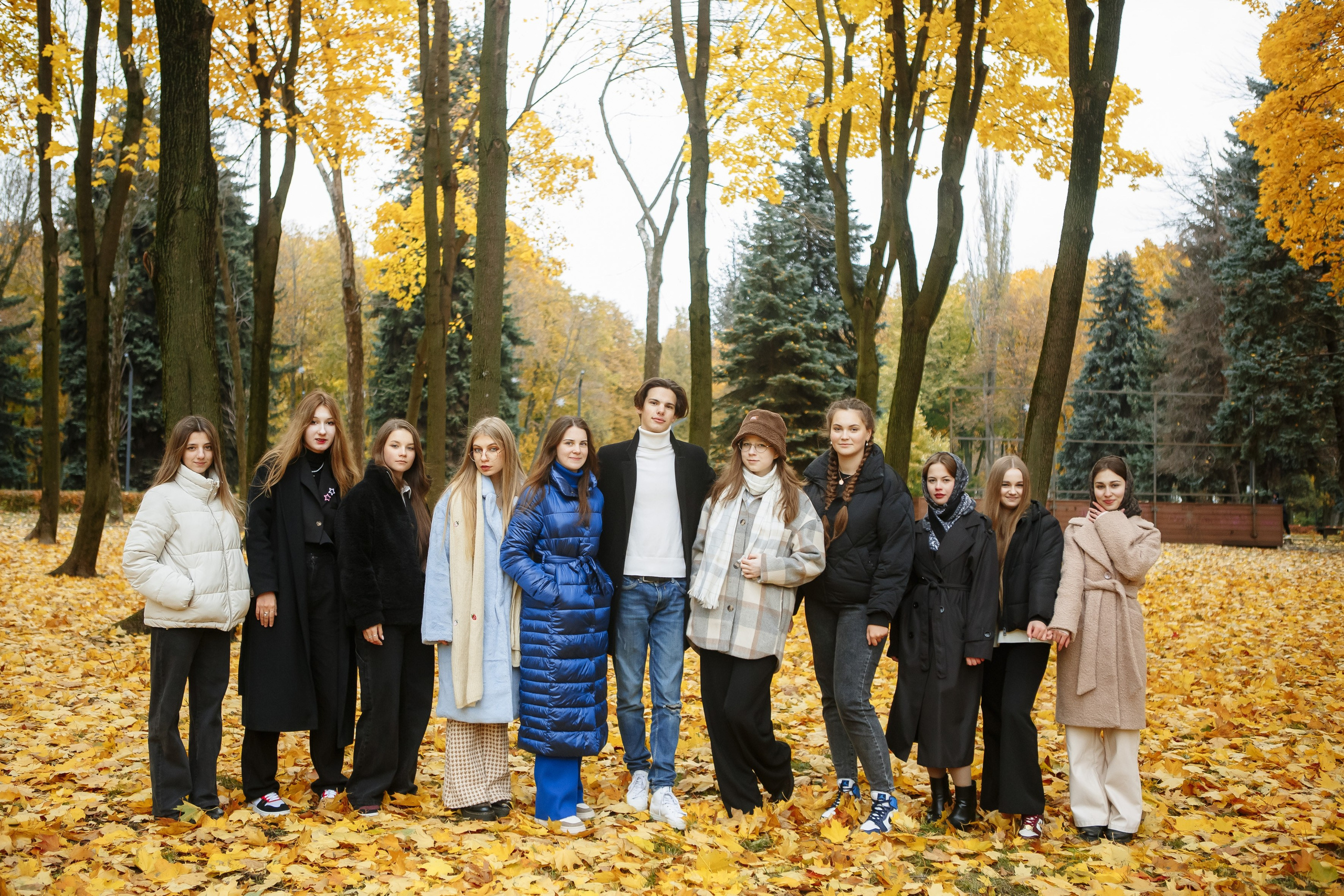 Осень Гимназия 12 11 В 2023 г. Свадебный и портретный Фотограф в Липецке Дмитрий Котюков