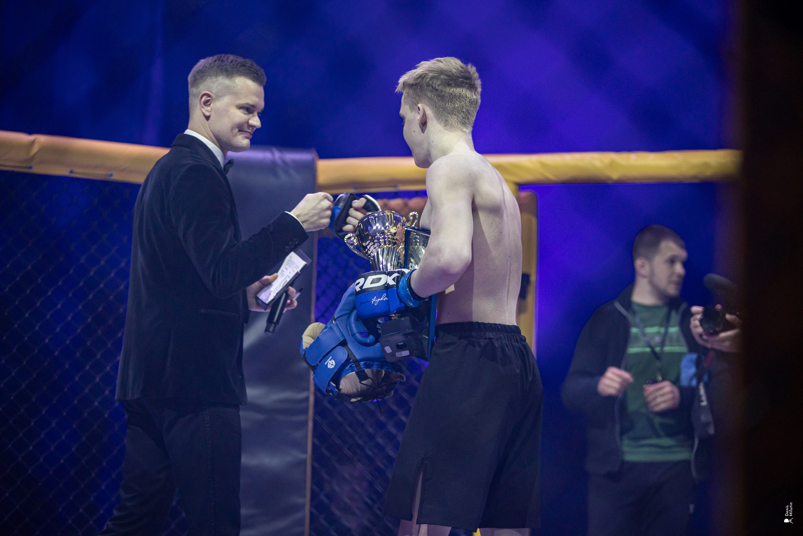 Бои в клетке «Северный Воин». Портретный фотограф Денис Милютин