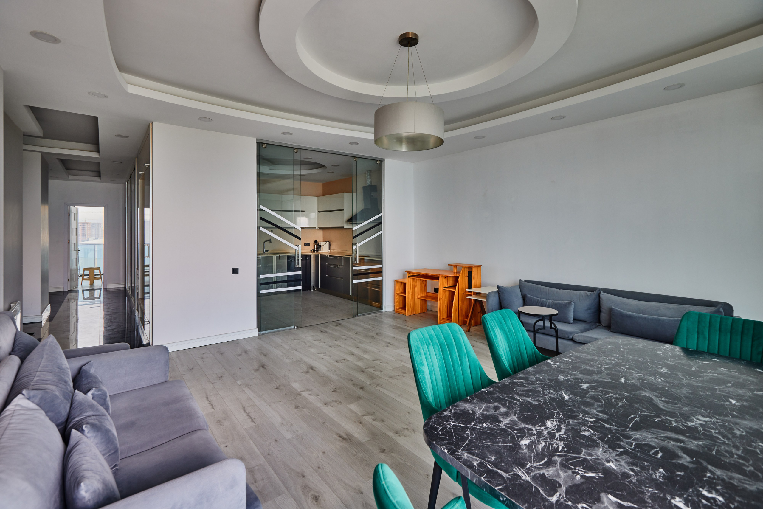 METRO CITY. Режиссёр, клипмейкер, фотограф — Андрей Охота