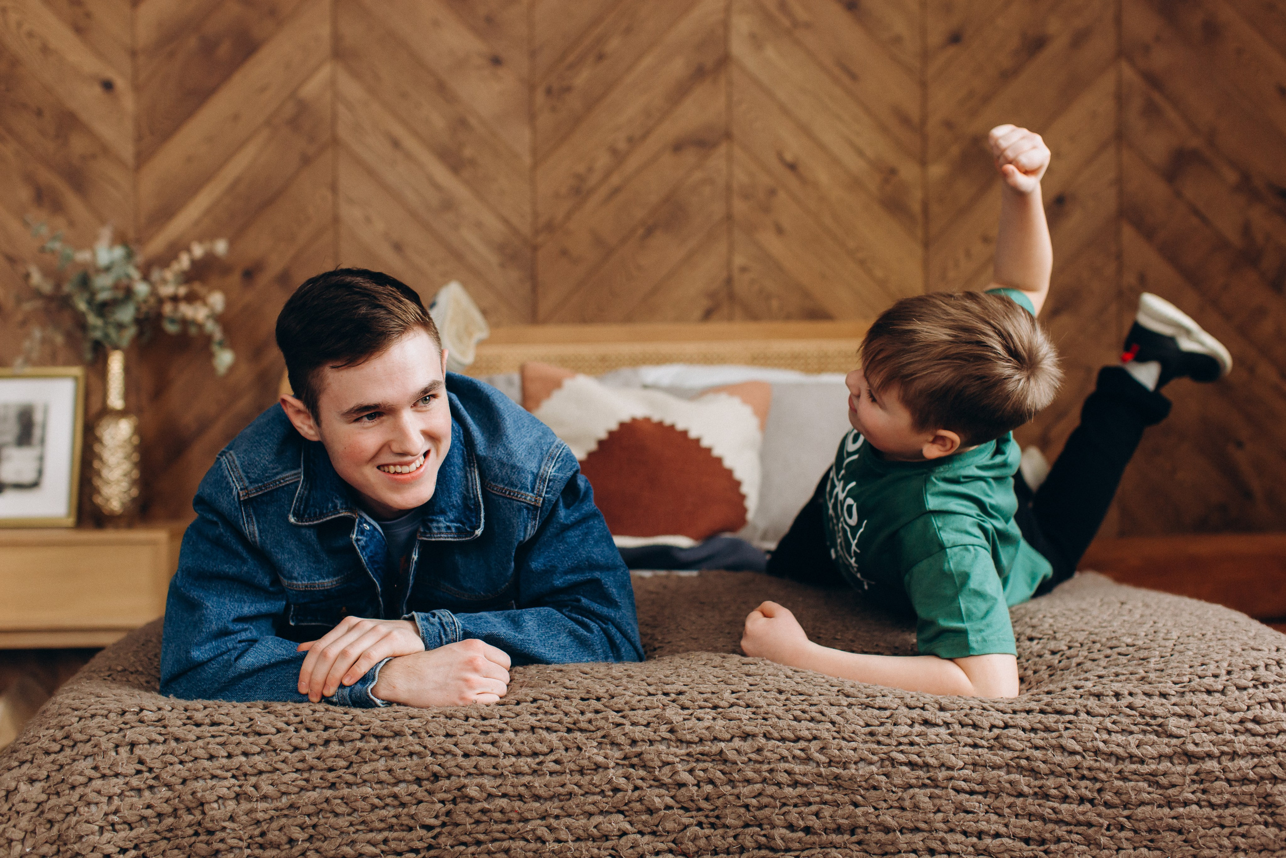 Семейная фотосессия в студии для Елены и ее семьи. Семейный, детский и школьный фотограф в Москве Рудницкая Анна