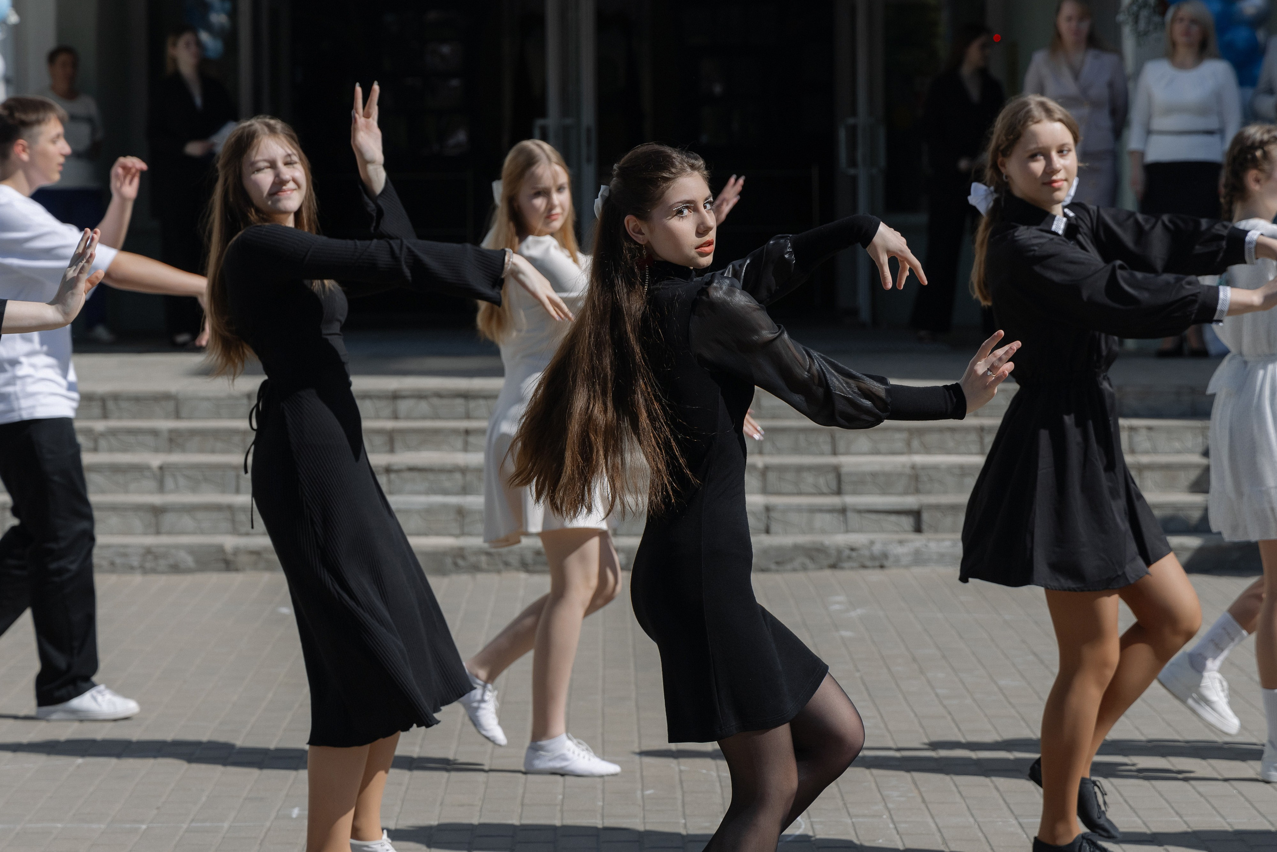 Последний звонок 2024. Свадебный фотограф в Минске/Беларуси Сергей Спиридонов