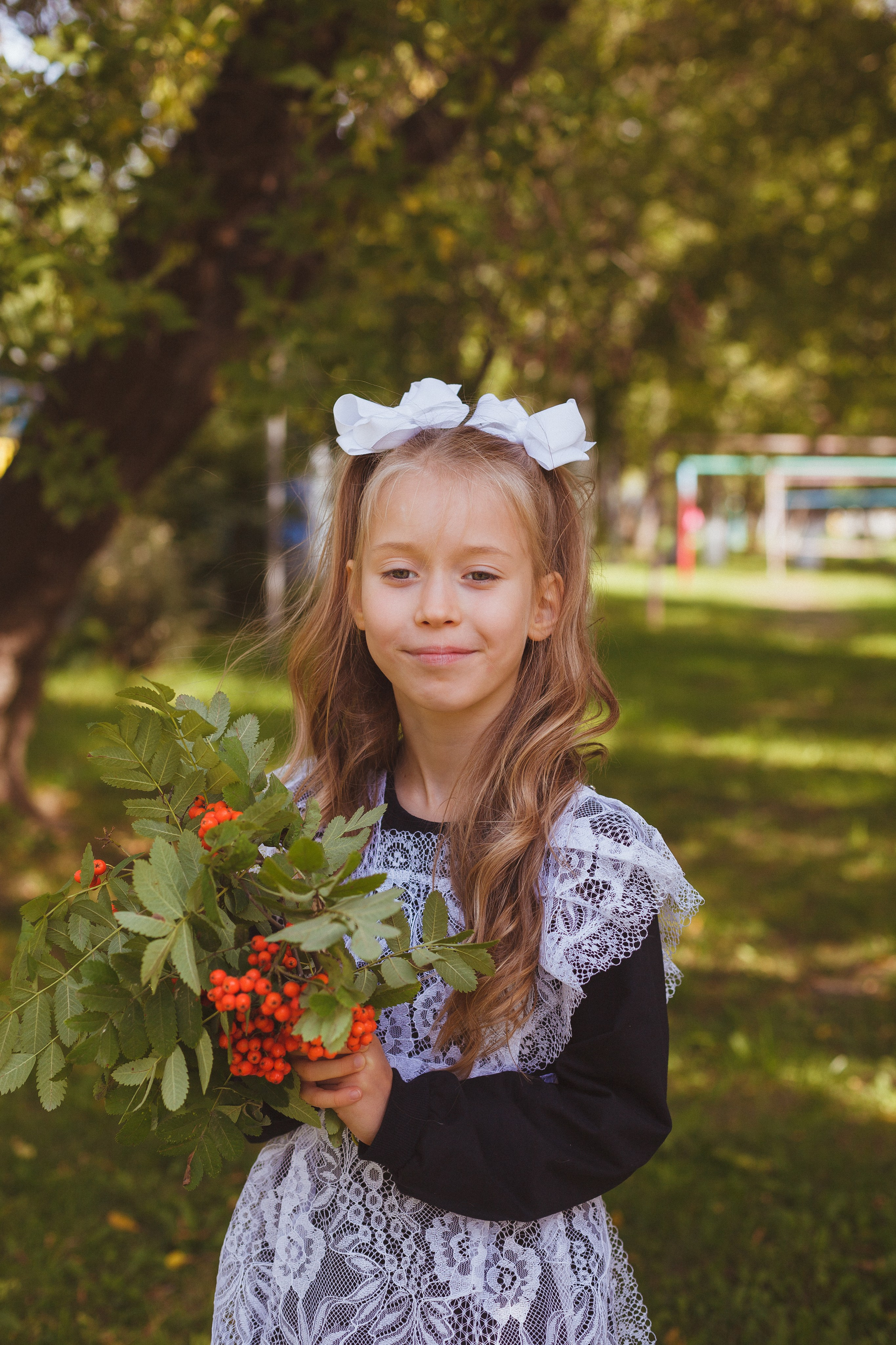 Школьная фотосессия на природе. Семейный и детский фотограф в Сухом Логу Ольга Кайгородова