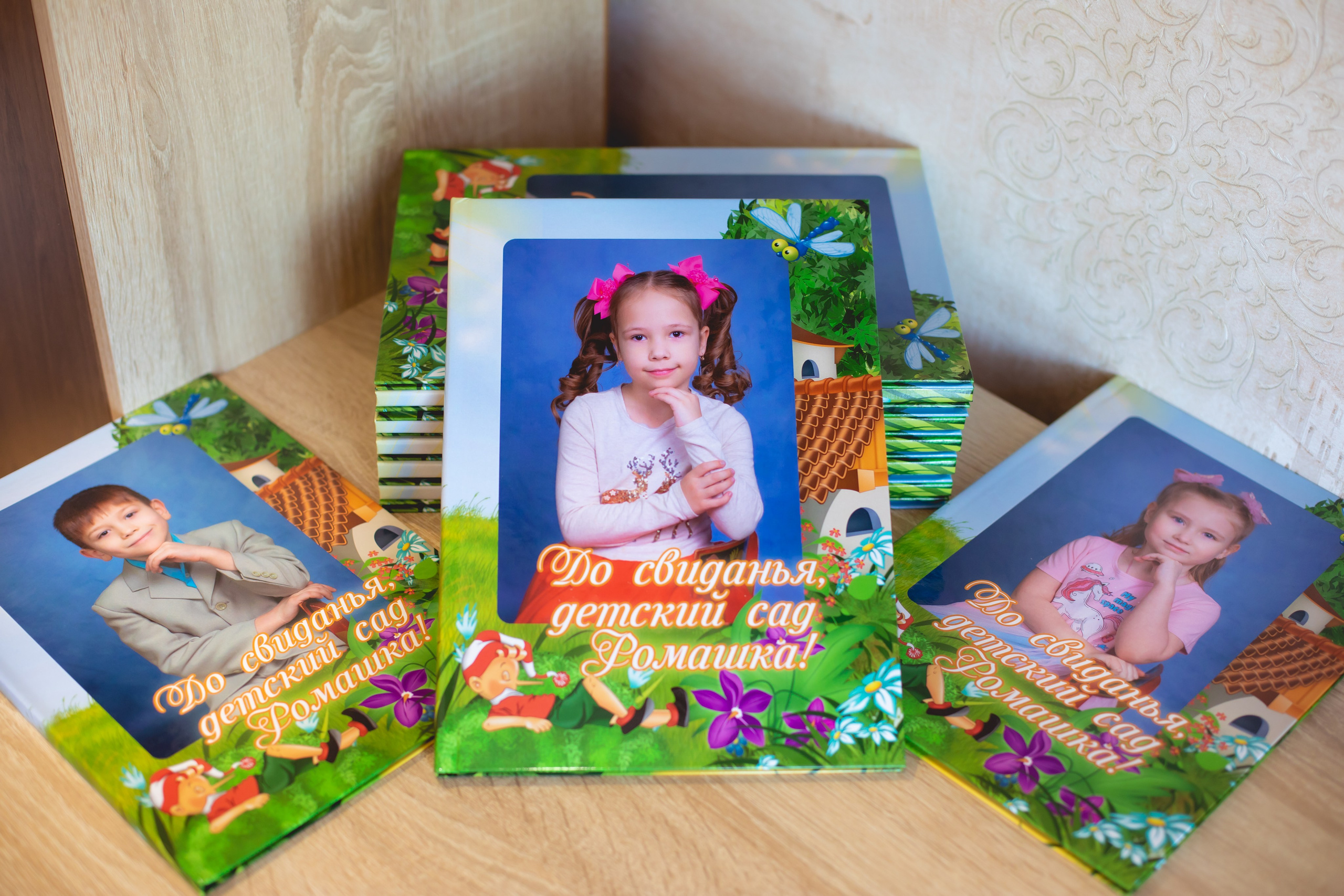 Свадебные фото книги и выпускные альбомы. Свадебный и семейный фотограф в Волжском Антон Тюрин