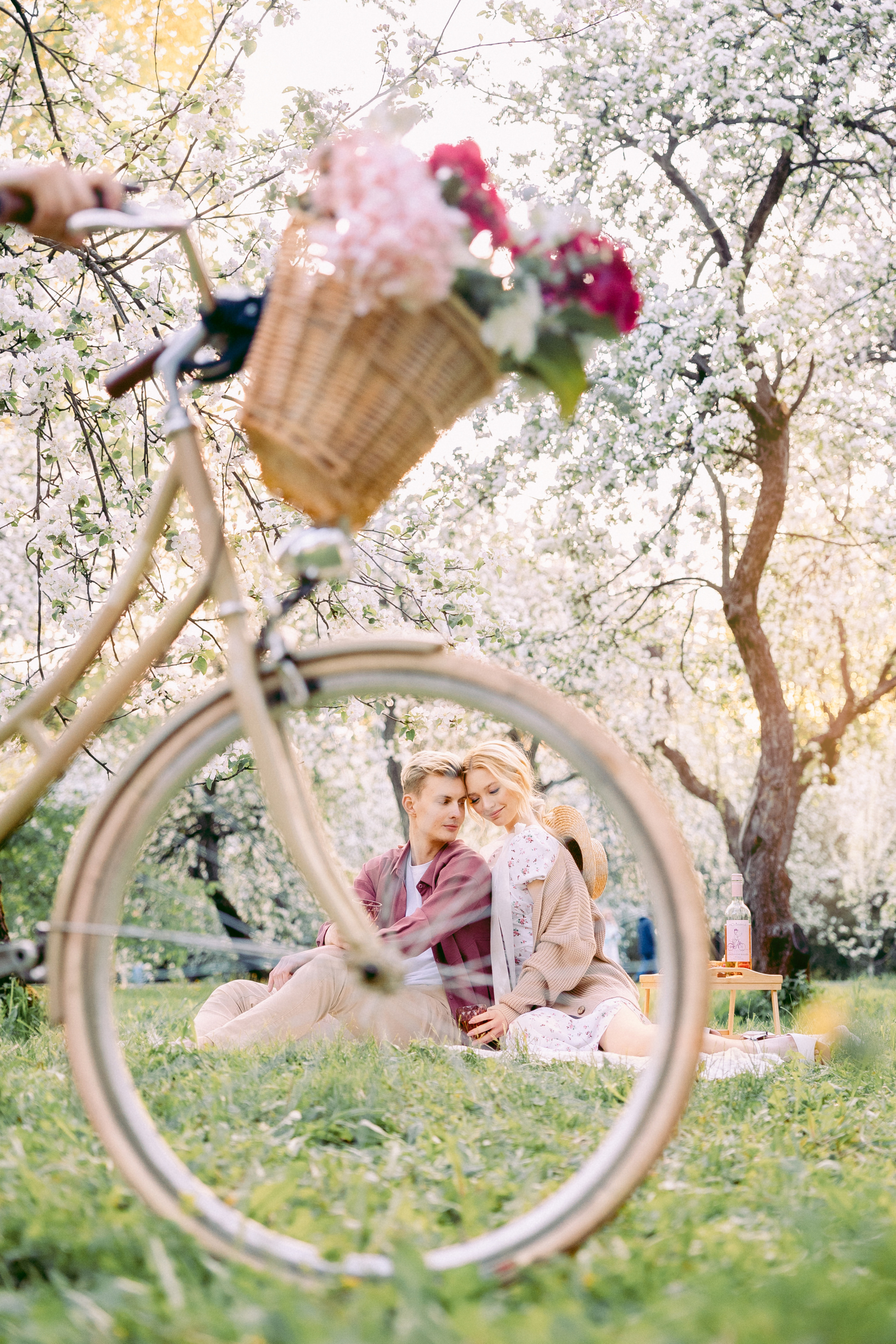 Фотограф лавстори Love story в цветении. Фотограф Москва — Павел Михайлов