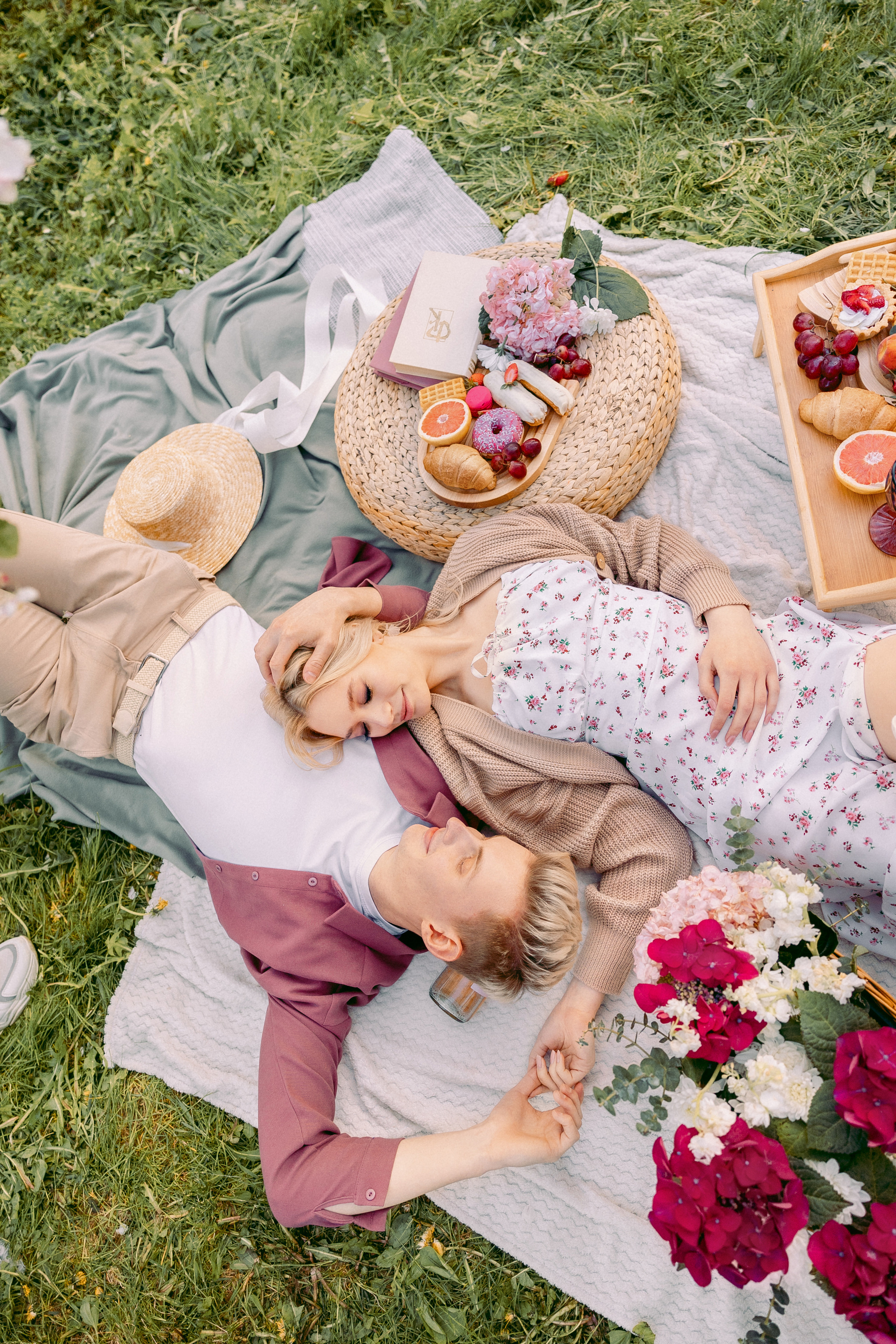Фотограф лавстори Love story в цветении. Фотограф Москва — Павел Михайлов