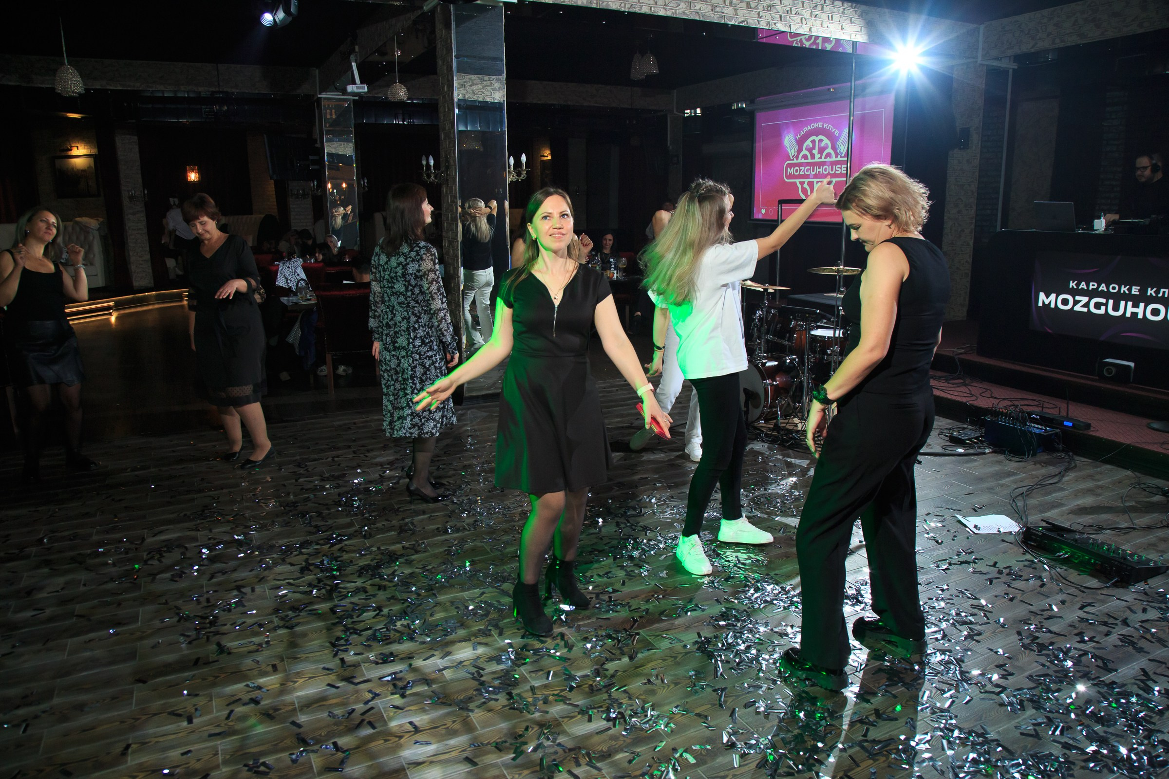 Открытие караоке клуба Mozguhose. Репортажный и свадебный фотограф Пятигорск и КМВ