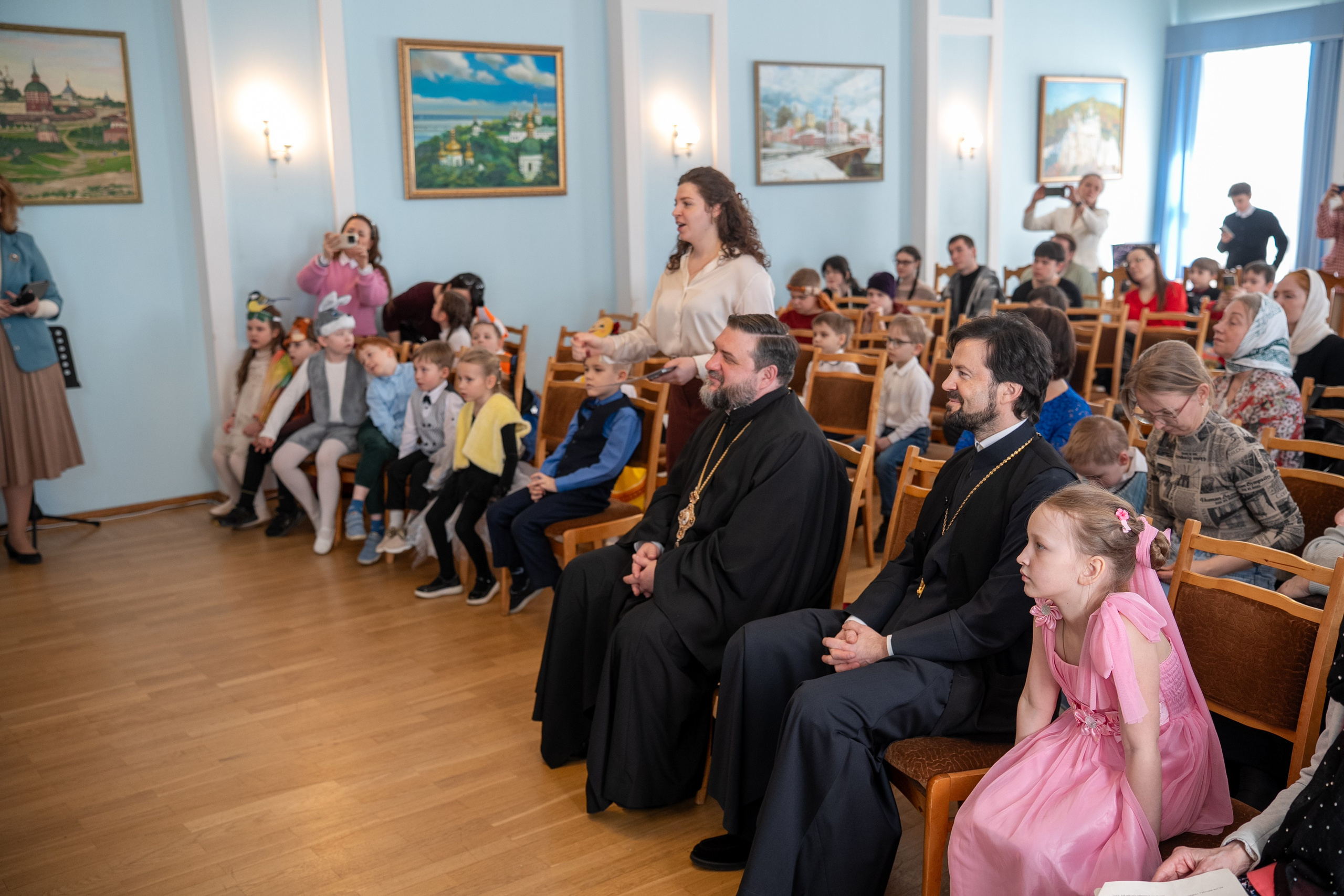 СВЕТЛАЯ ПАСХА В ВОСКРЕСНОЙ ШКОЛЕ. НИКОЛО-БОГОЯВЛЕНСКИЙ МОРСКОЙ СОБОР