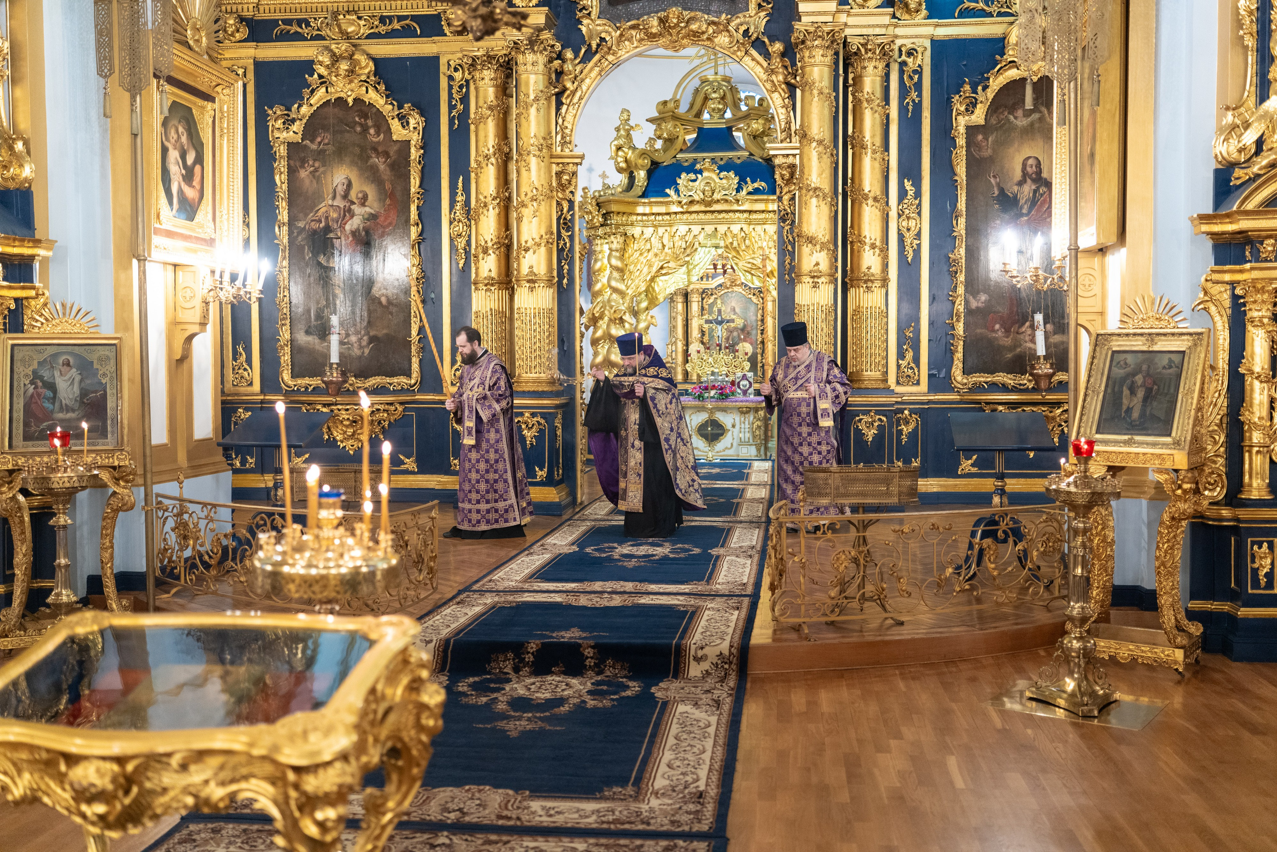 Воскресное бдение в канун Недели Крестопоклонной. НИКОЛО-БОГОЯВЛЕНСКИЙ МОРСКОЙ СОБОР