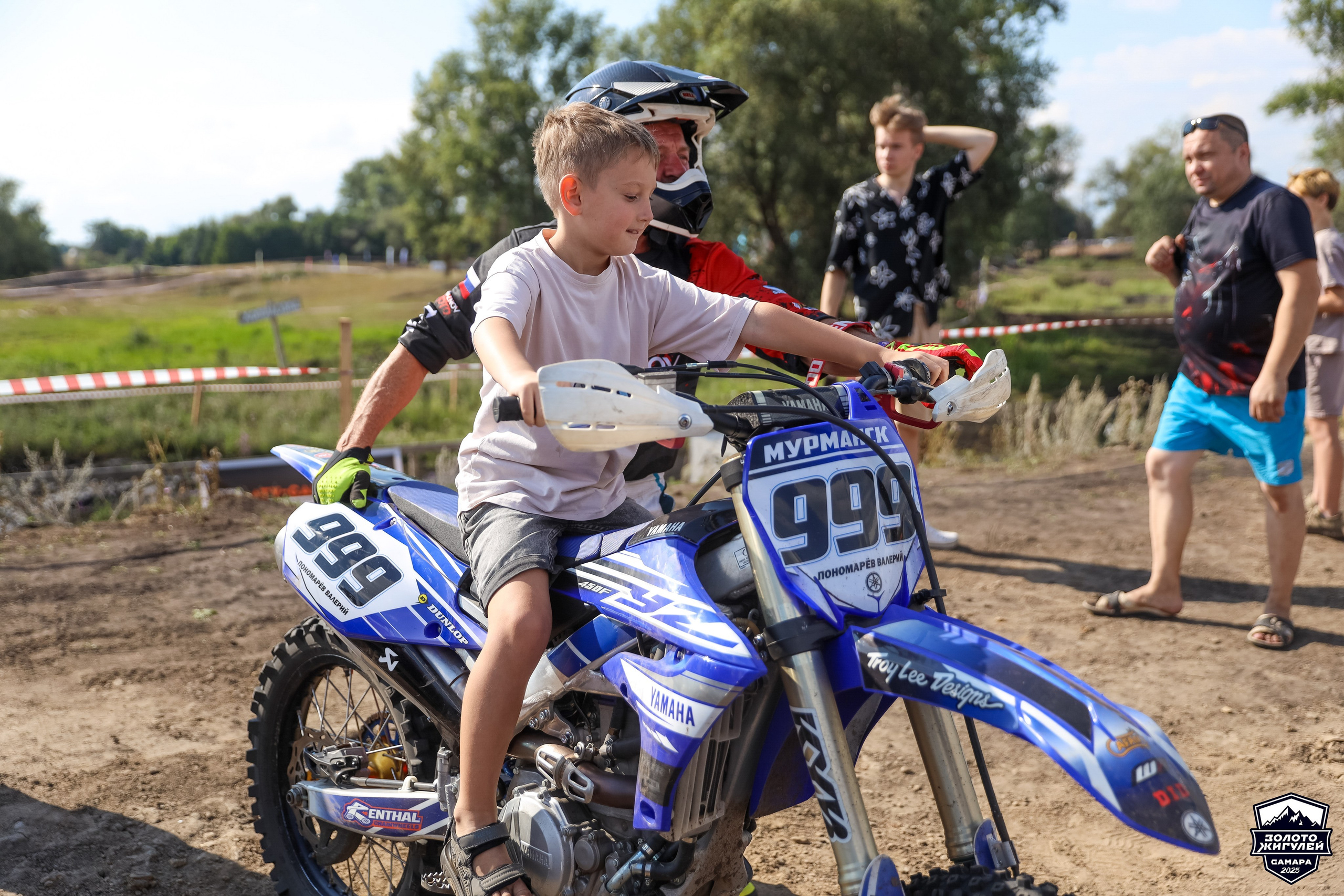 Шоу команды GRYAZNOV MOTO на Кубке России по гонкам с водными препятствиями на квадроциклах. Спортивный фотограф в Самаре