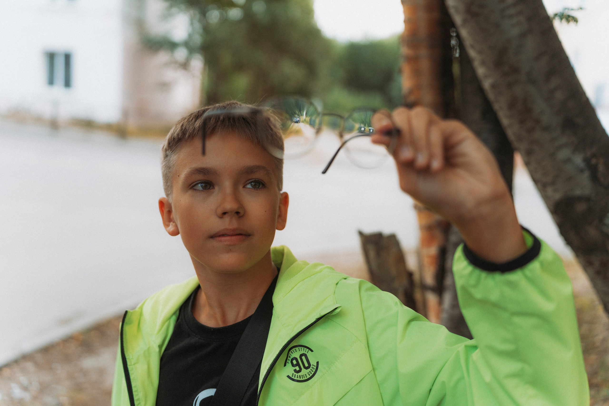 2024. Стрит-фотография, полная абсурда, идиотизма и красоты