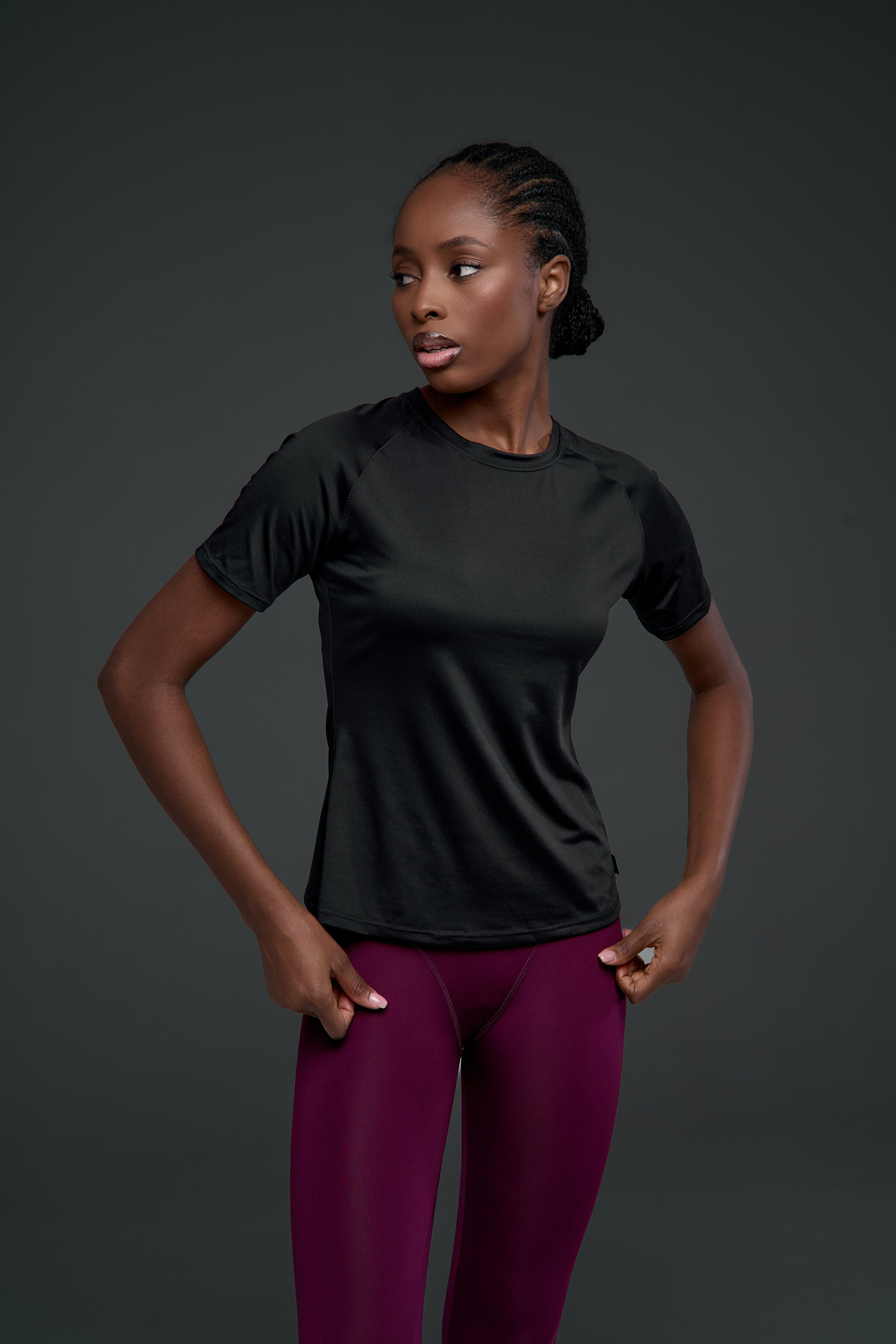 Спортивные футболки. Фотограф для маркетплейсов в Москве