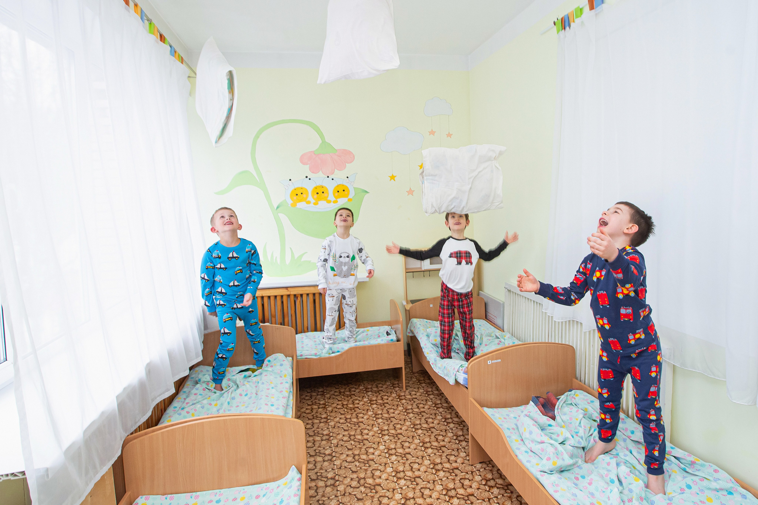 Спальня в детском саду. Свадебный, семейный, детский фотограф в Санкт-Петербурге