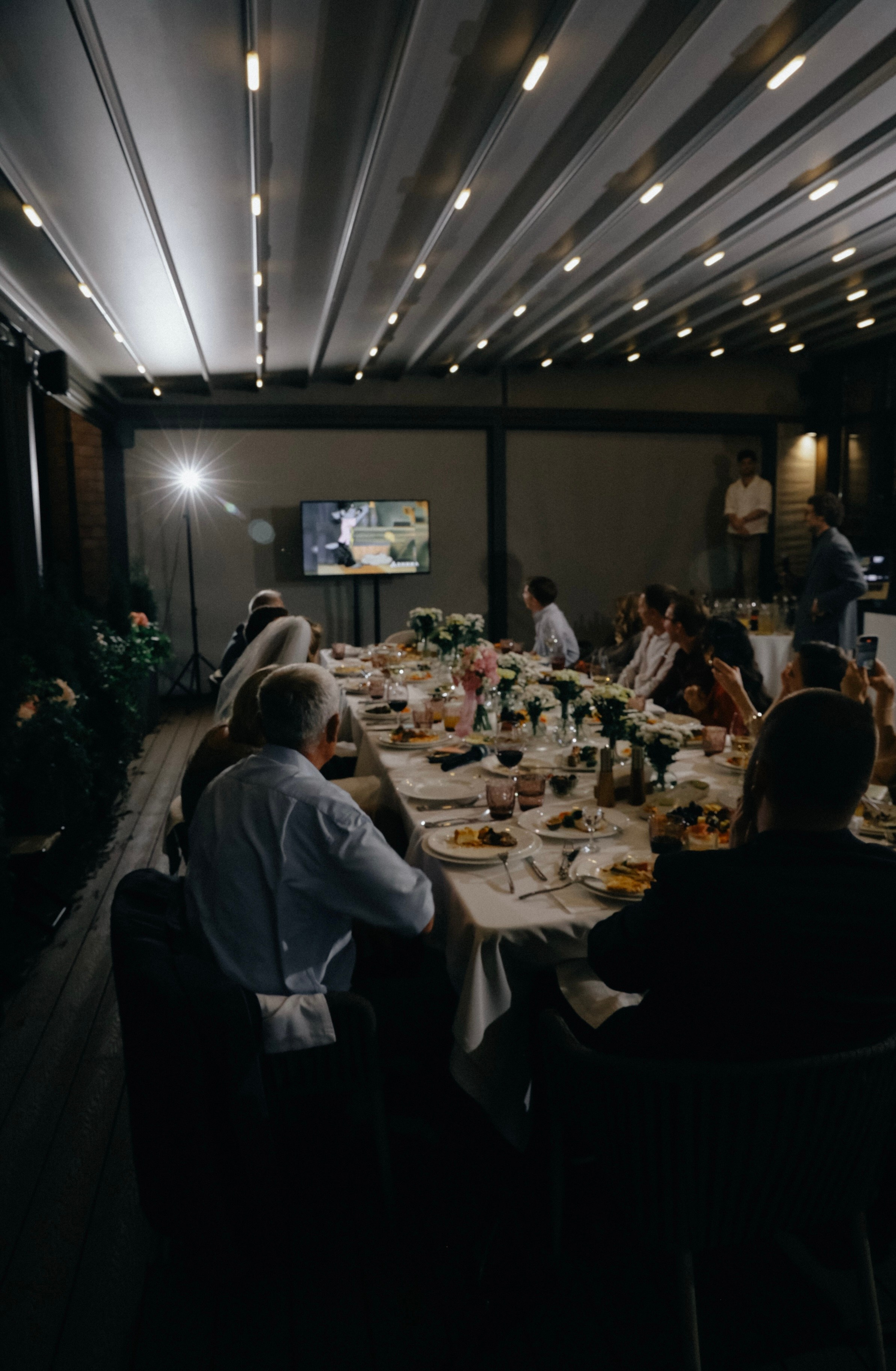 Теплый август