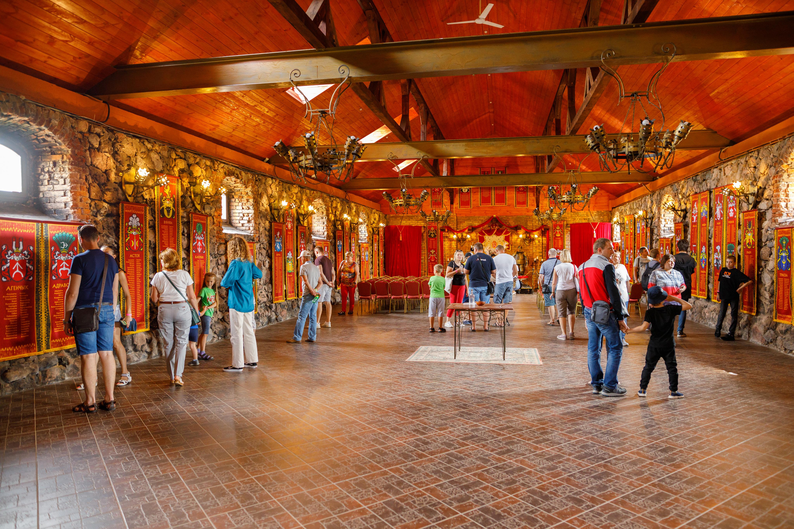 Галереяшляхетских гербов.