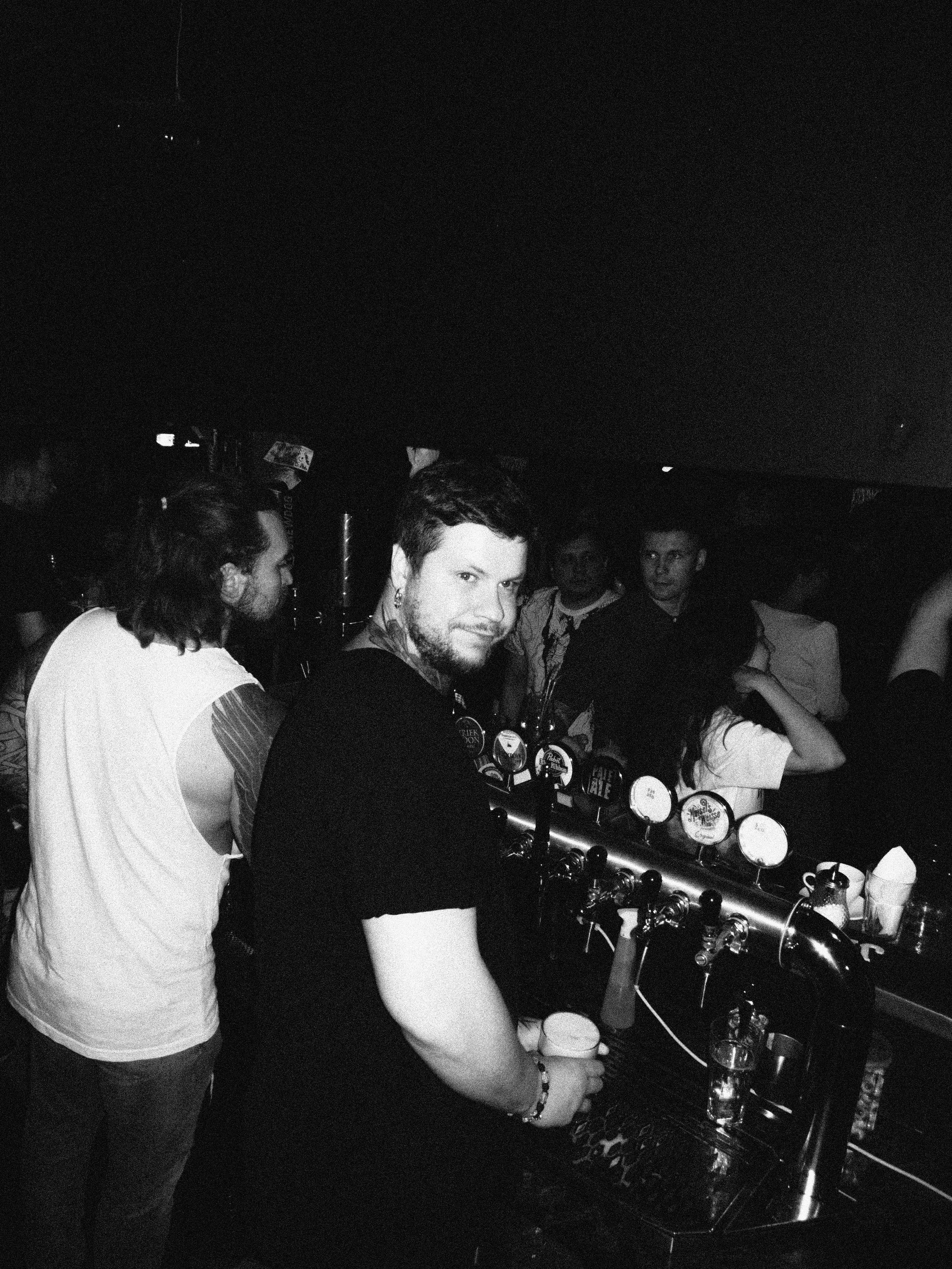 Репортажный фотосъемка в барах и ресторанах
