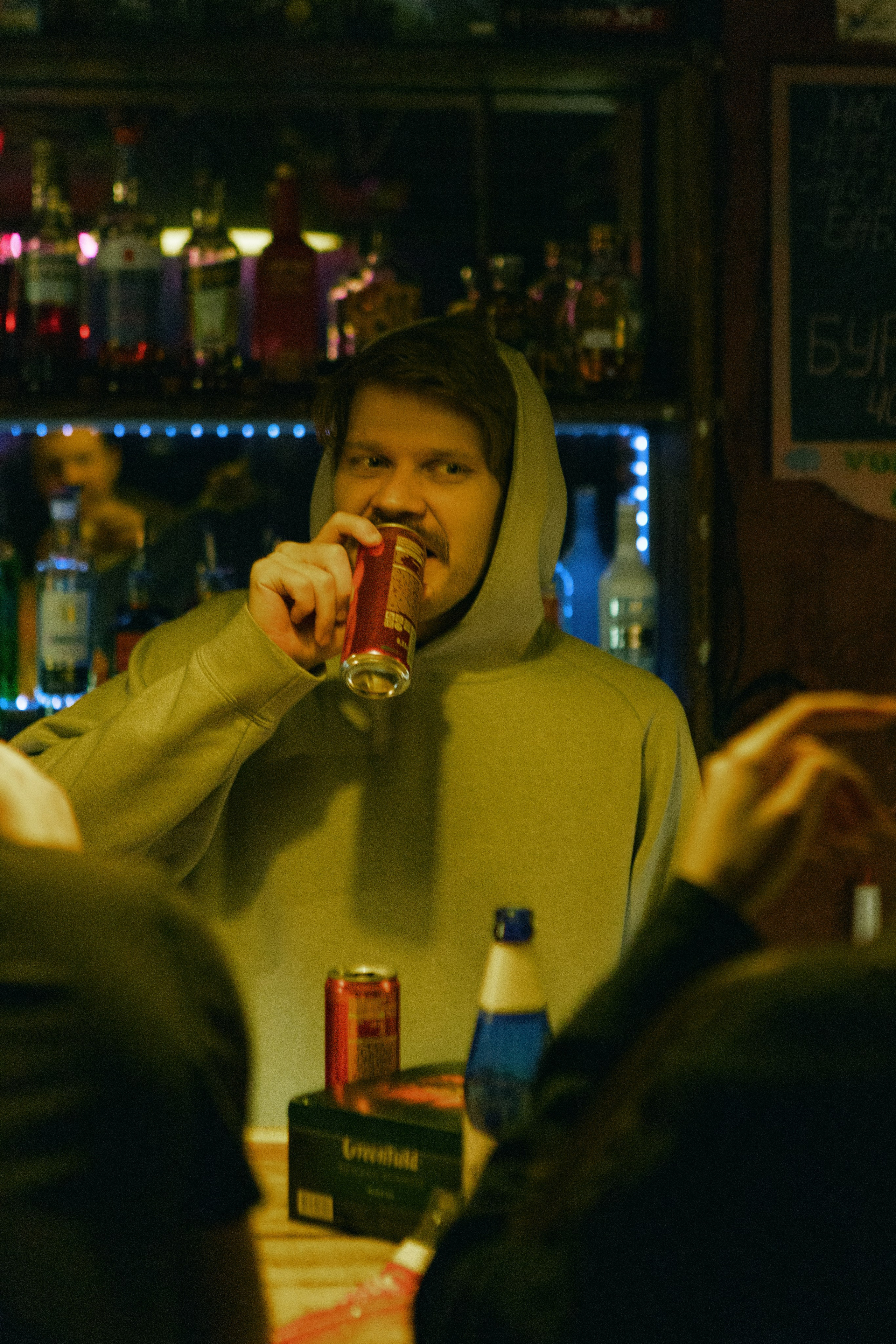 Бэкстейдж со съёмок фильма «Третья смена». Фотограф Александр Закадычный | Таганрог