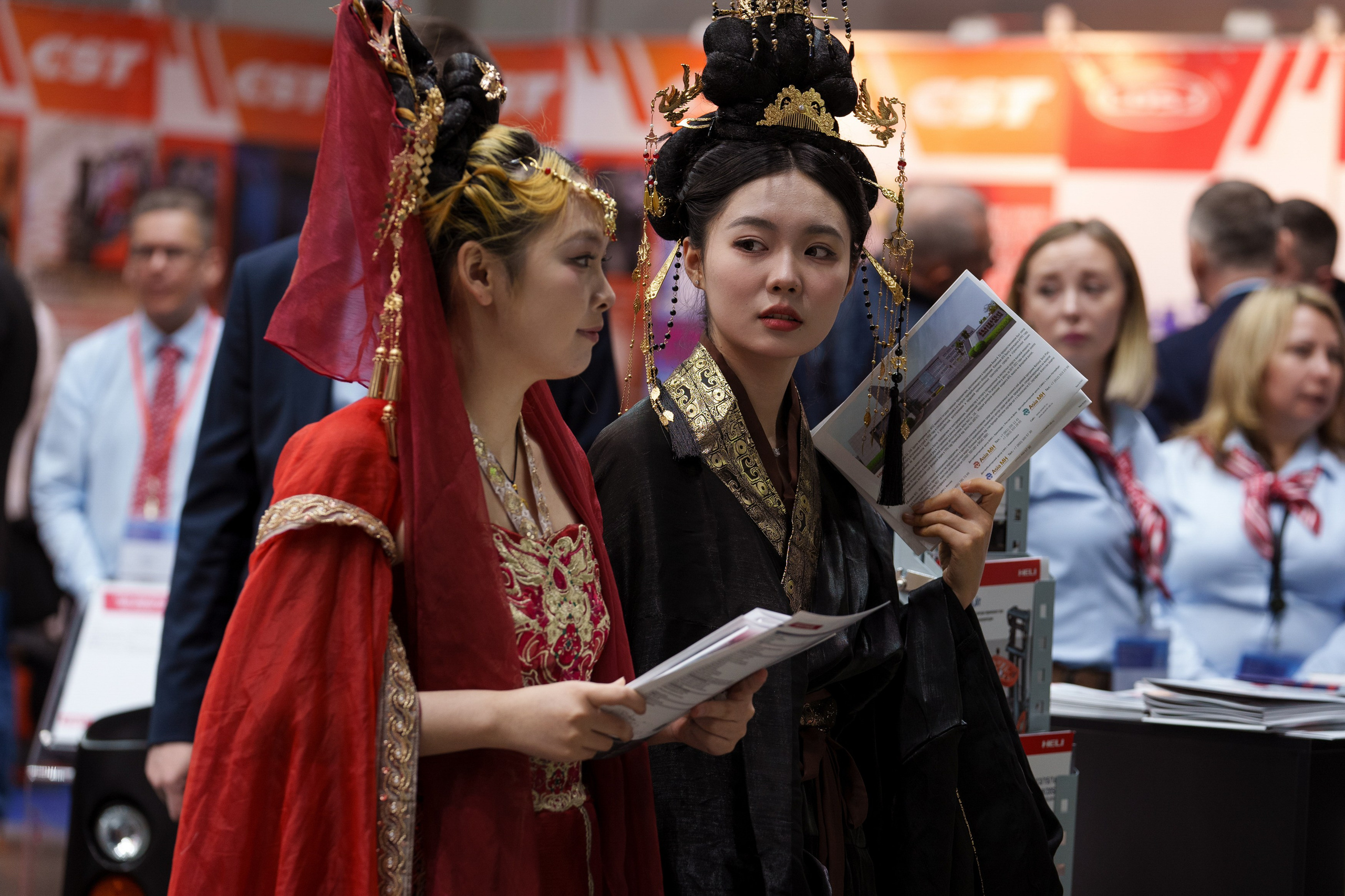 HELI. Стенд в Крокус Экспо. Фотограф Саша Блюз