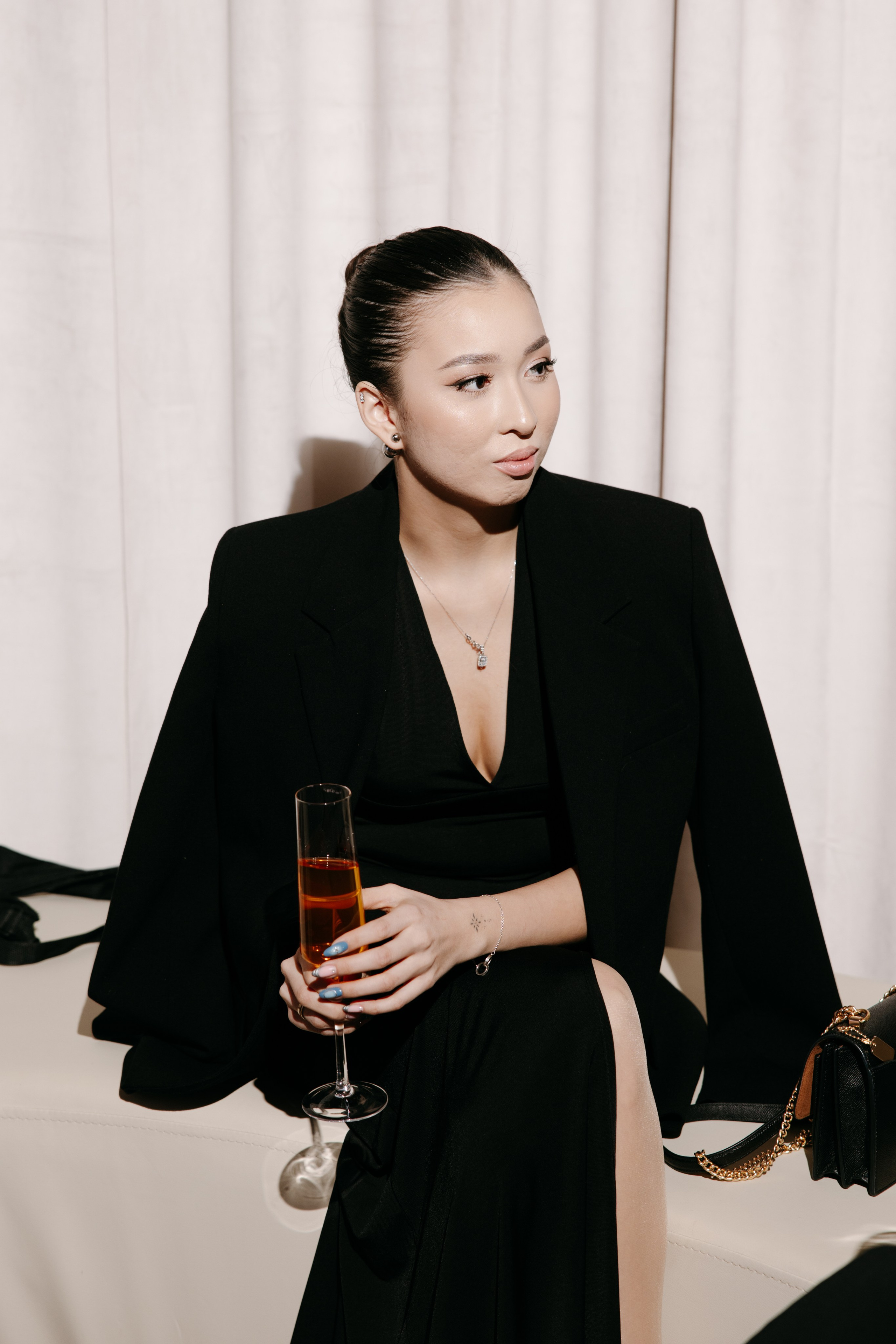 Askar & Alma. Batr Kanatkali