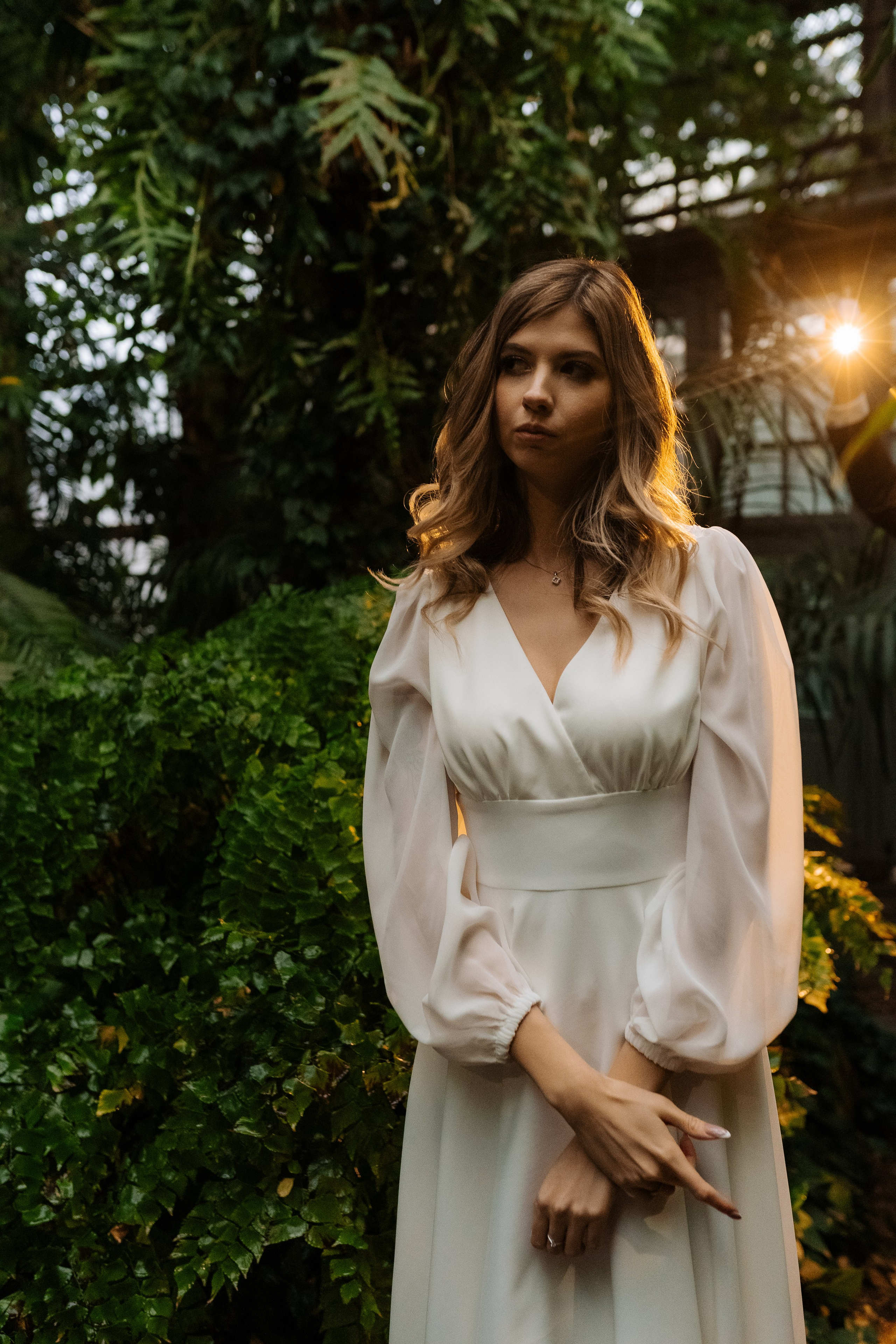 Свадебная фотосессия в оранжерее, Москва. Свадебный фотограф в Москве Анна Полушина