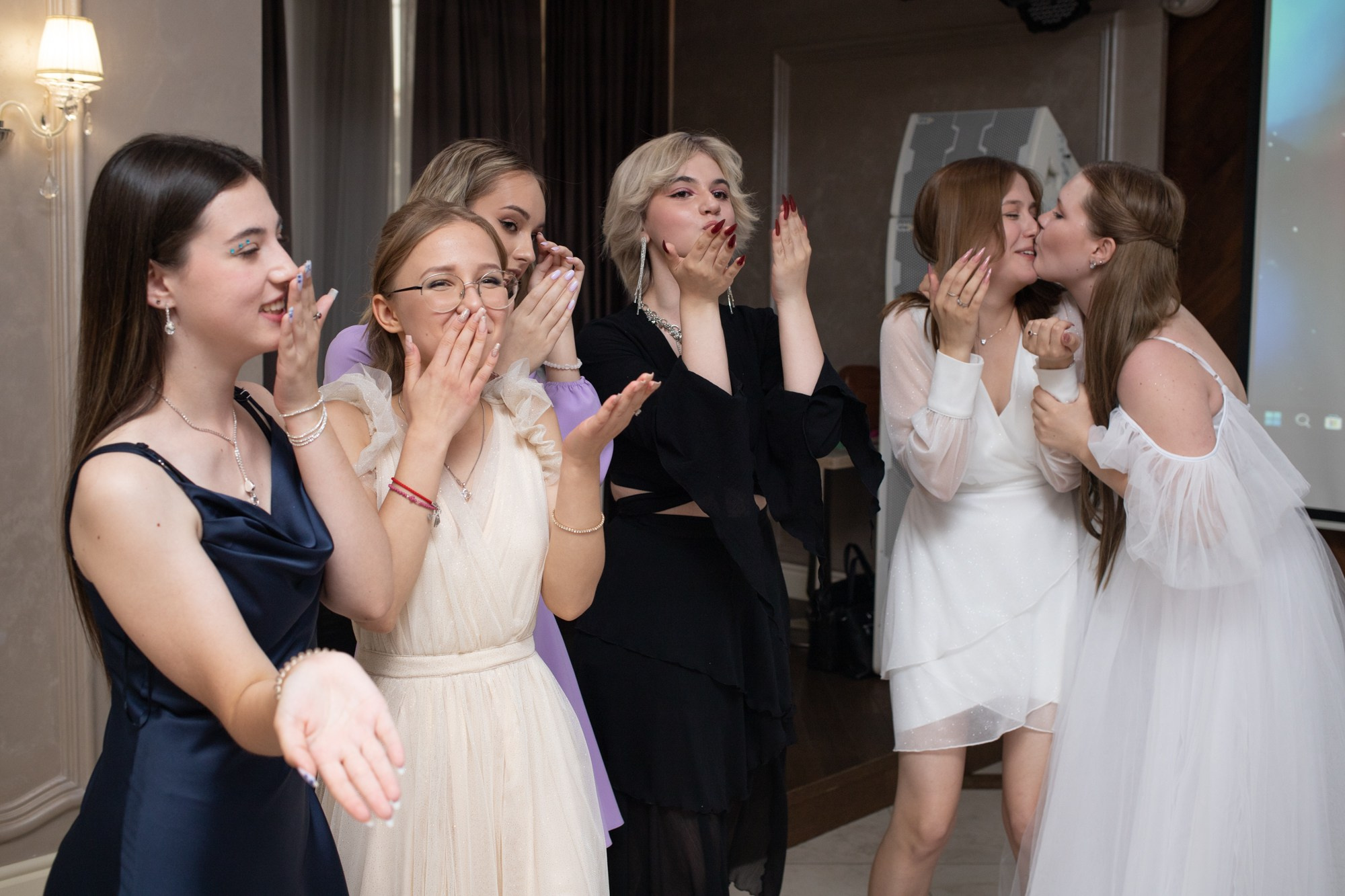 Выпускной 9-й класс. Репортажный, промышленный и маркетплейс-фотограф Дмитрий Чернат