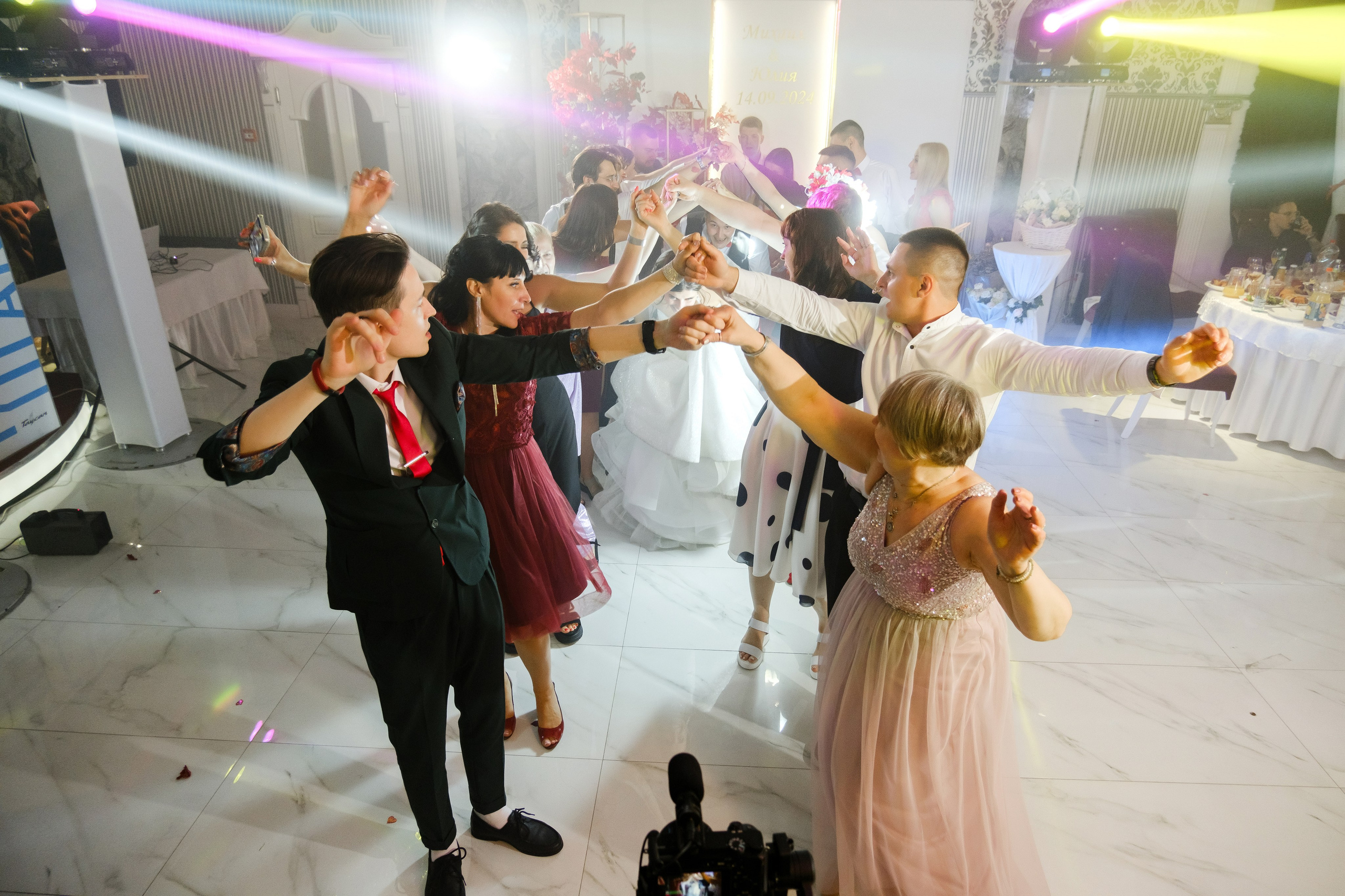 Михаил и Юлия. Свадебный фотограф | репортаж | праздники | крещение