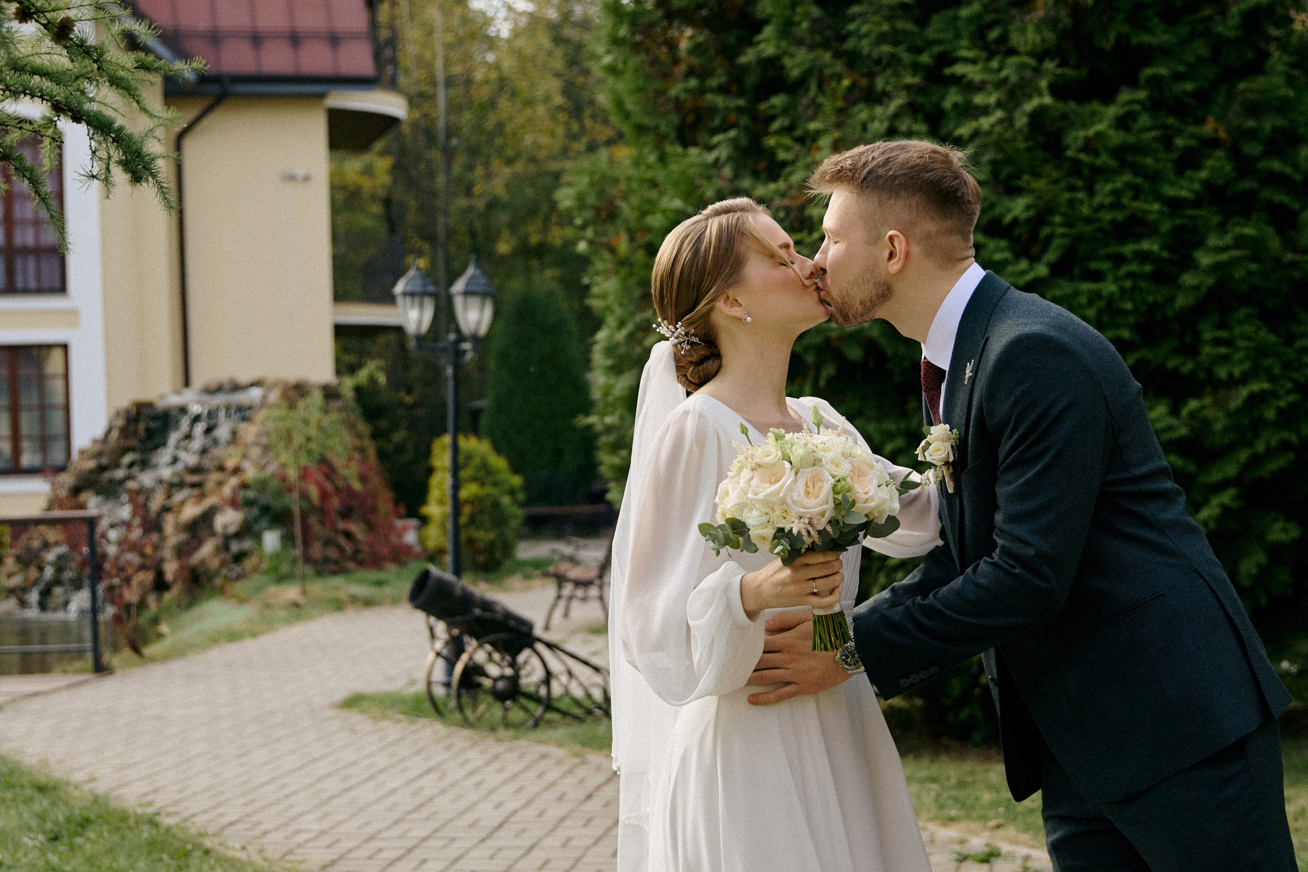 Свадебная фотосъемка в Москве | Волшебные кадры вашего идеального дня. Контентный и репортажный фотограф Виталий Кулешов | Москва