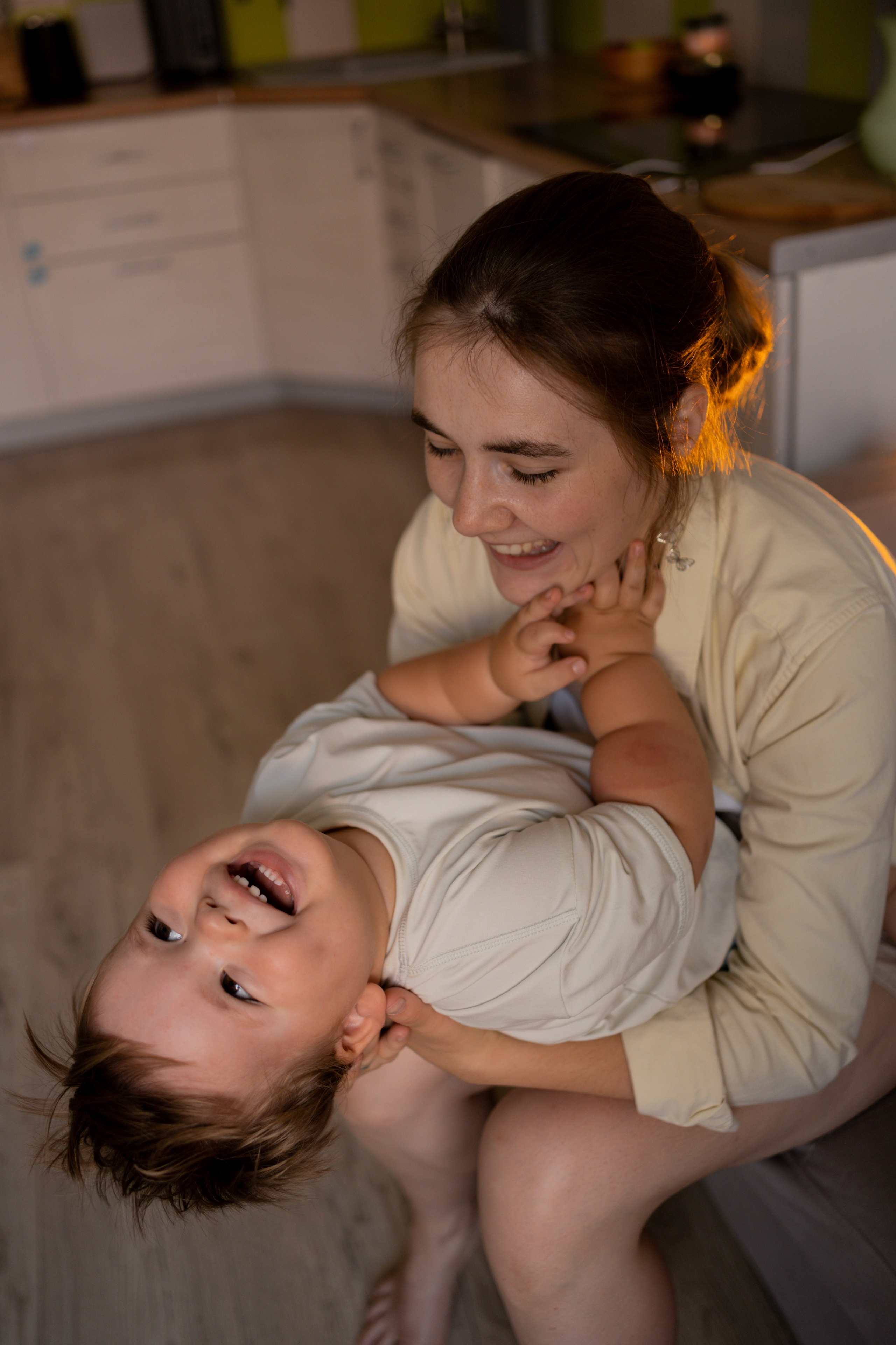 Алина и Дима. Фотограф грудного вскармливания в Москве Екатерина