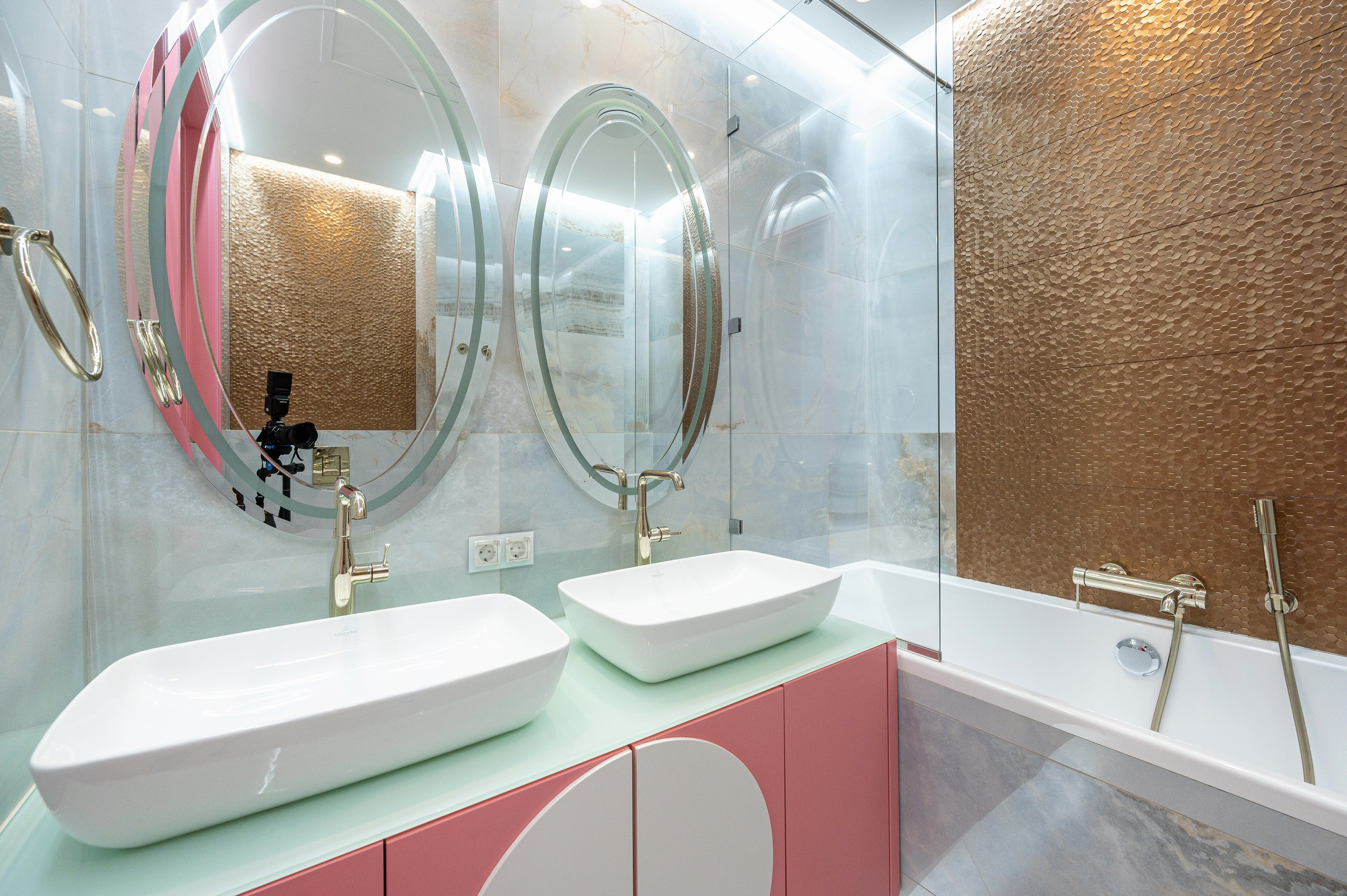 Квартира на Ждановской. Интерьерный фотограф. Фото- видеосъемка недвижимости Санкт-Петербург