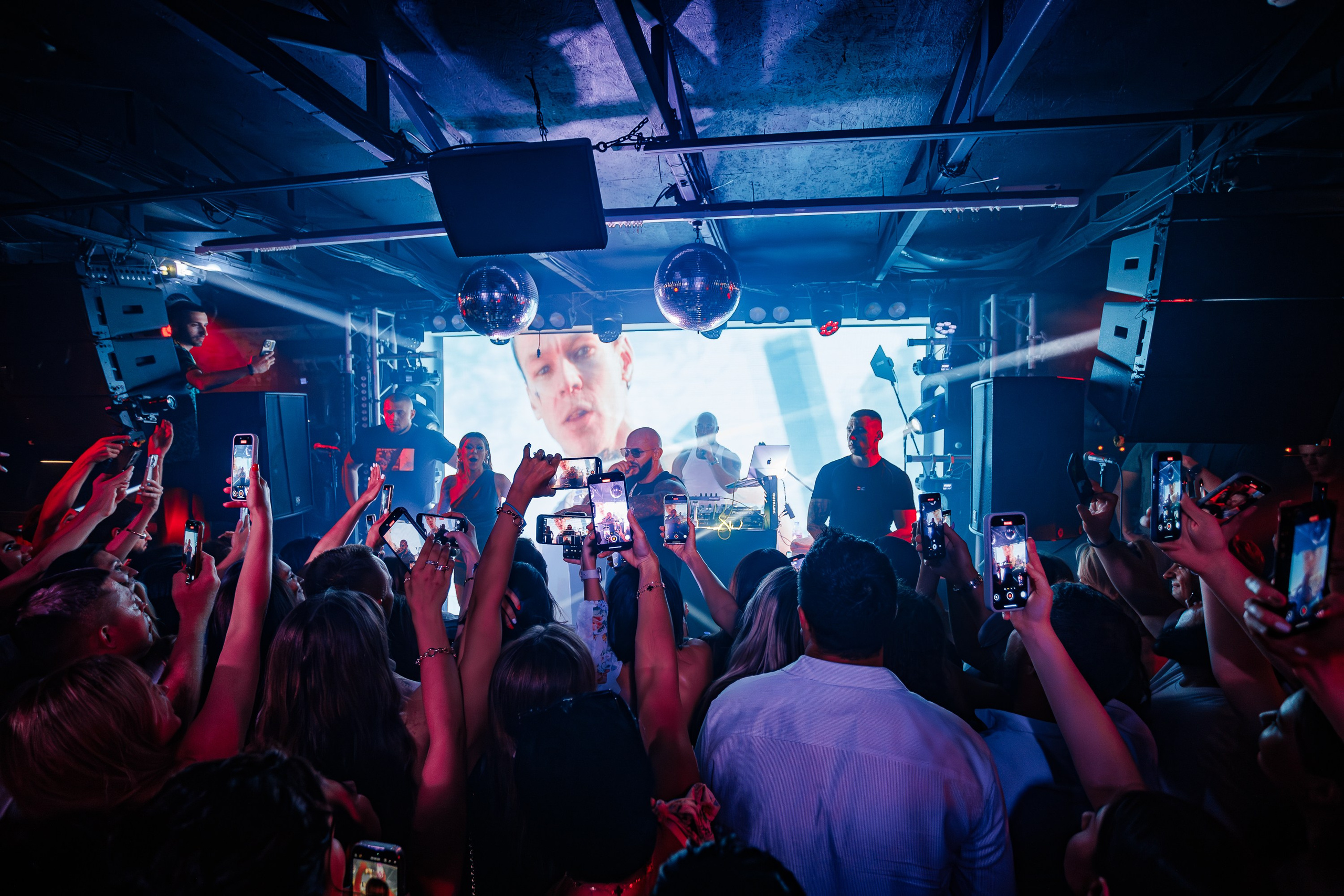 «Джиган"_Чайка на пляже_Ялта_12.07.2025 г. Аминов Руслан | Фотограф