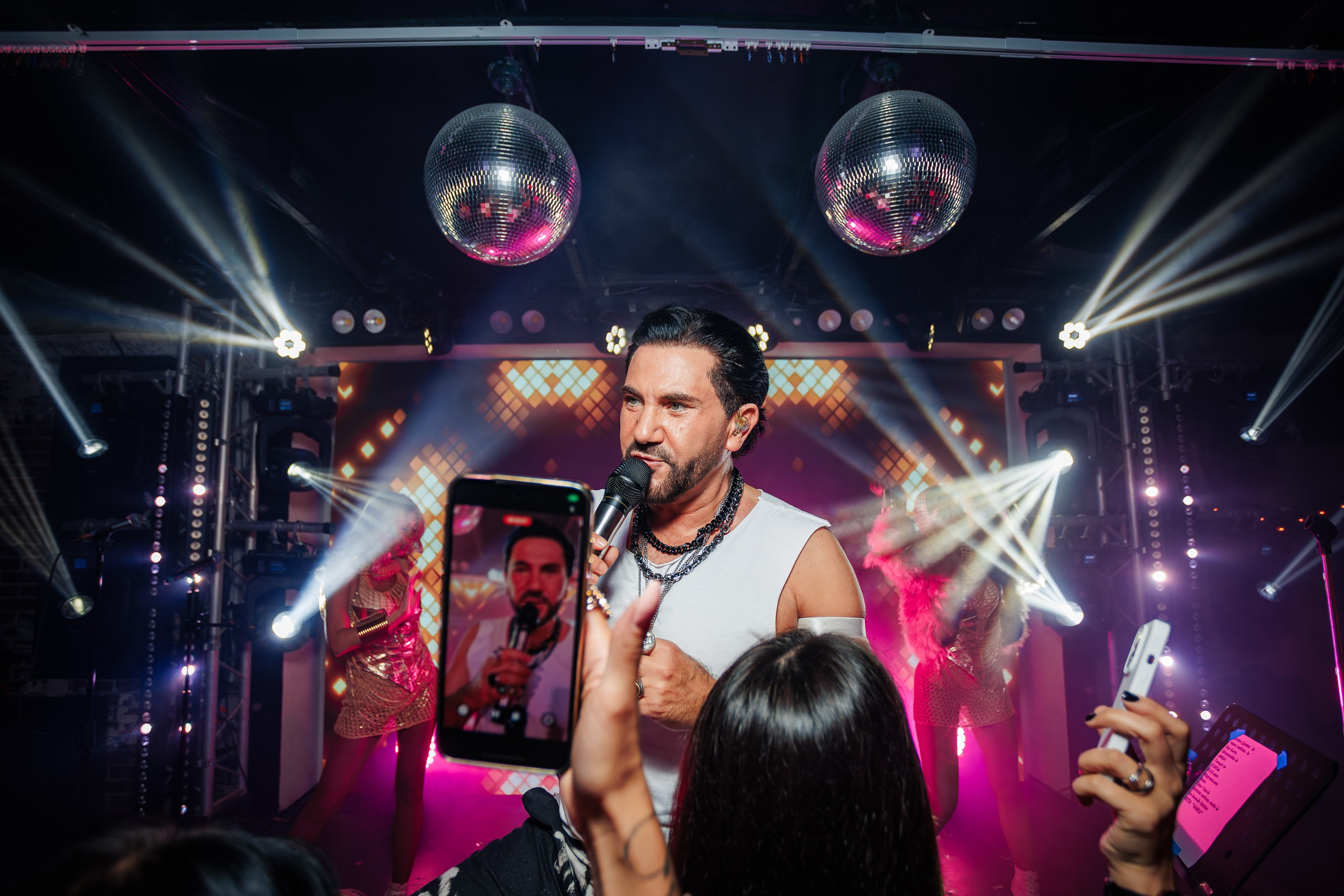 «АВРААМ РУССО"_Чайка на пляже_Ялта_21.06.2025. Аминов Руслан | Фотограф