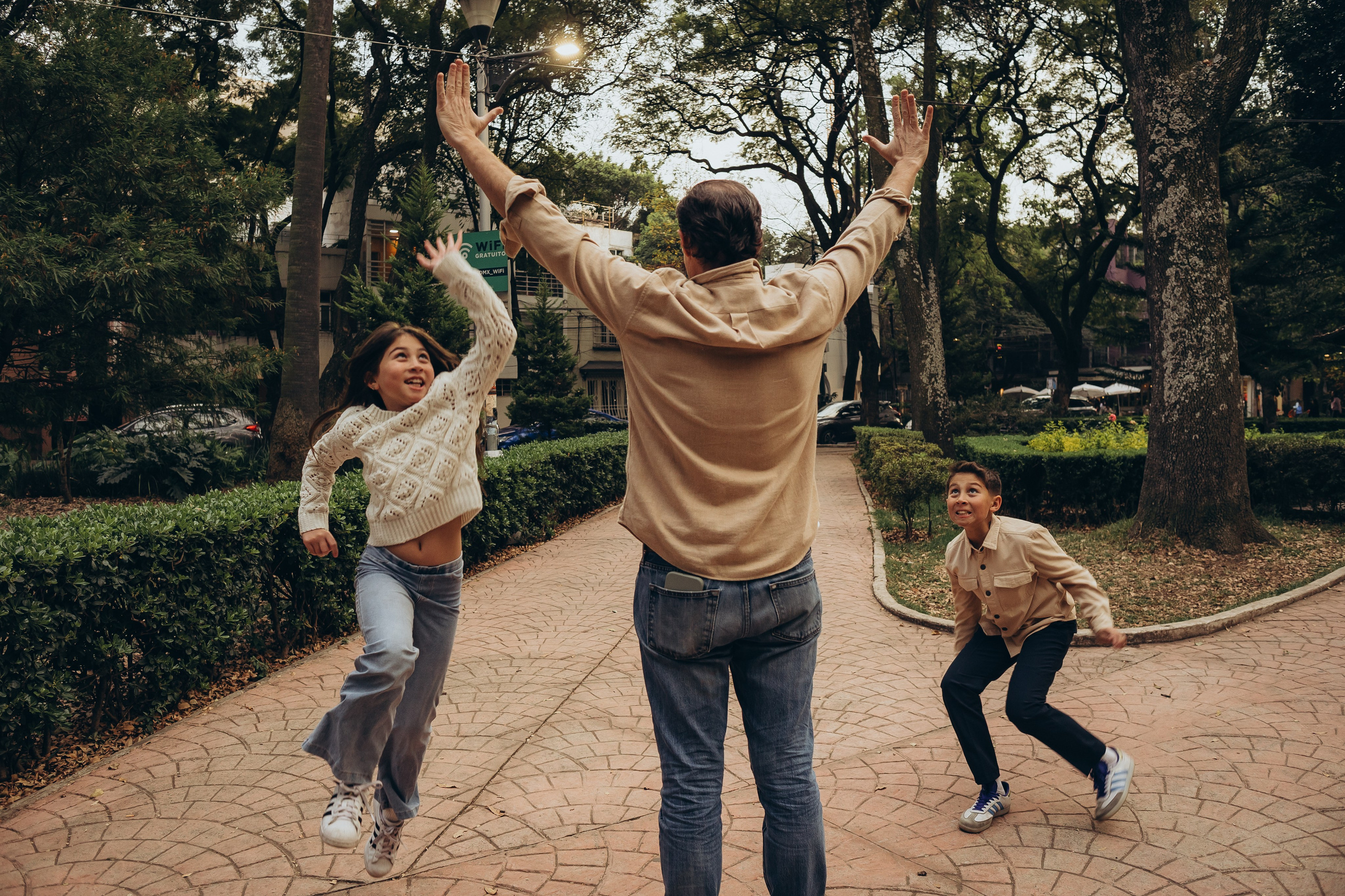 Атена, Роберт, Рави, Найа и Тахин. Irina Krokhaleva. Family & couple photographer in Yekaterinburg, Russia