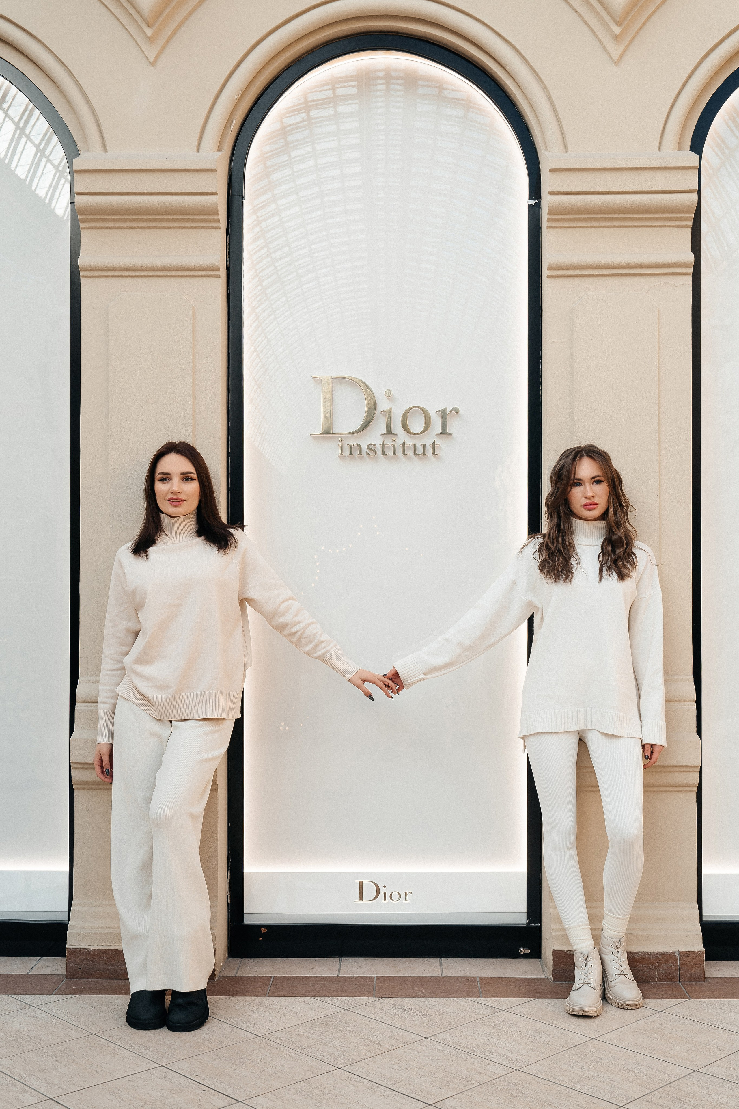 Катя и Алина Москва. Lokos.pro Ник Соколов Фото и Видео Москва/Ростов-на-Дону