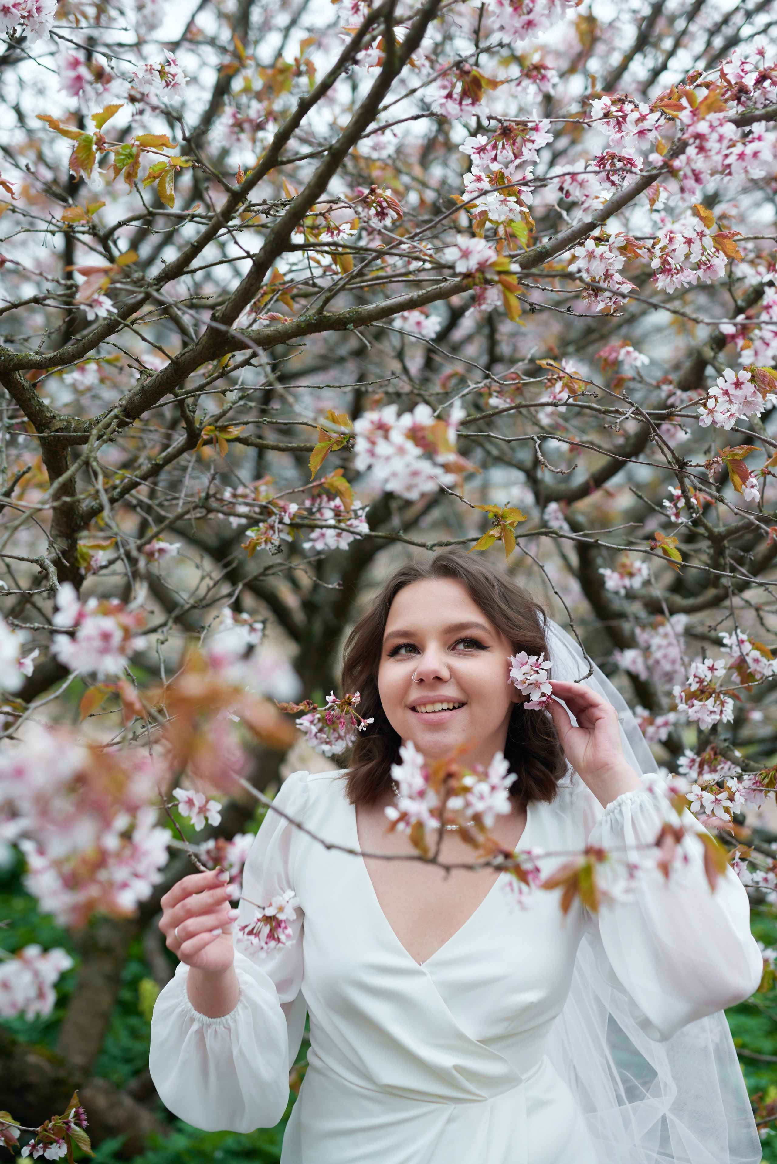 Ксения и Егор (фотосессия в ЗАГСе Петроградского района, Ботаническом саду с сакурой). Портретный, семейный и свадебный фотограф в Санкт-Петербурге и в Пушкине Ширяев Денис