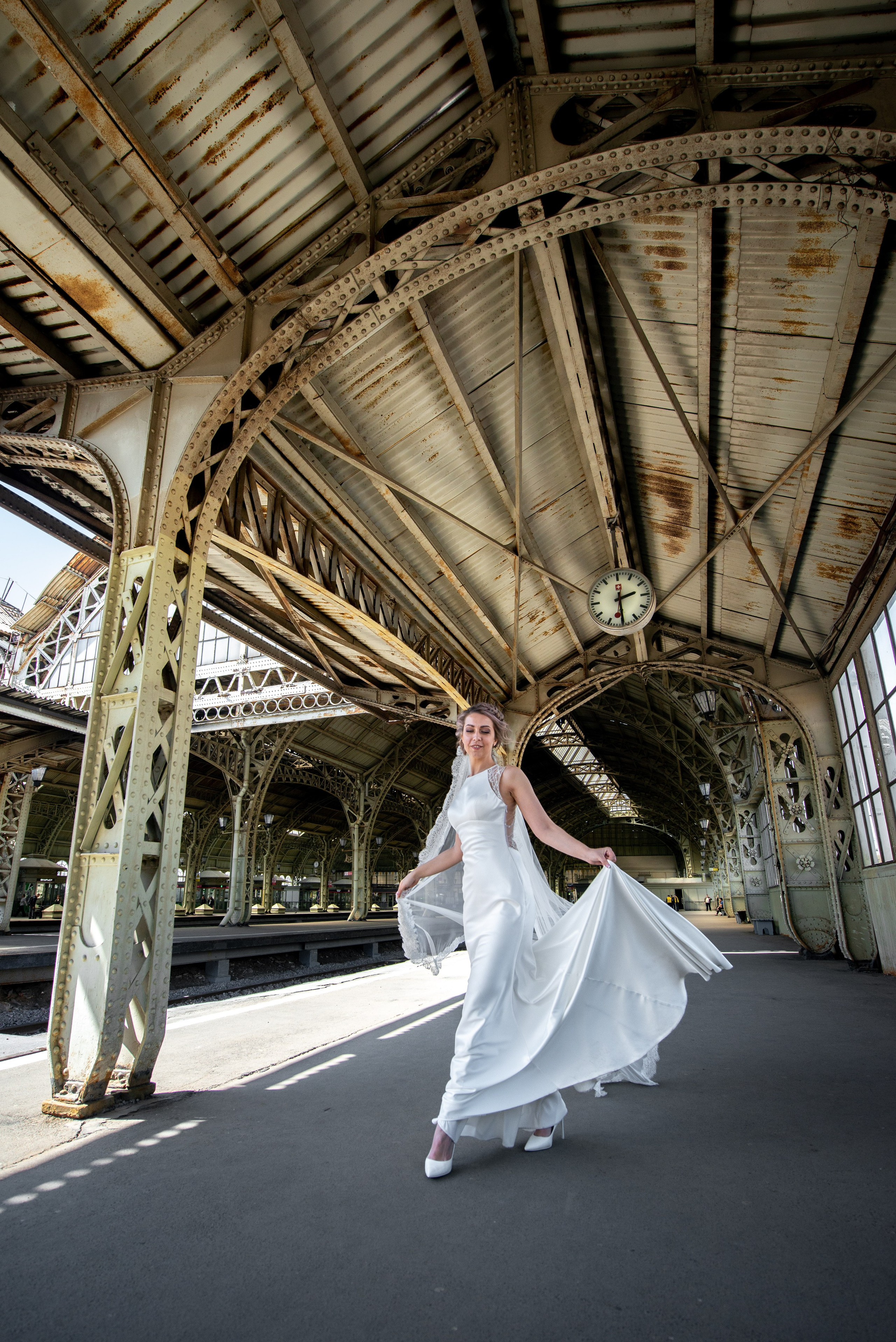 Юлия и Денис (фотосессия на Витебском вокзале и в Польском саду). Портретный, семейный и свадебный фотограф в Санкт-Петербурге и в Пушкине Ширяев Денис