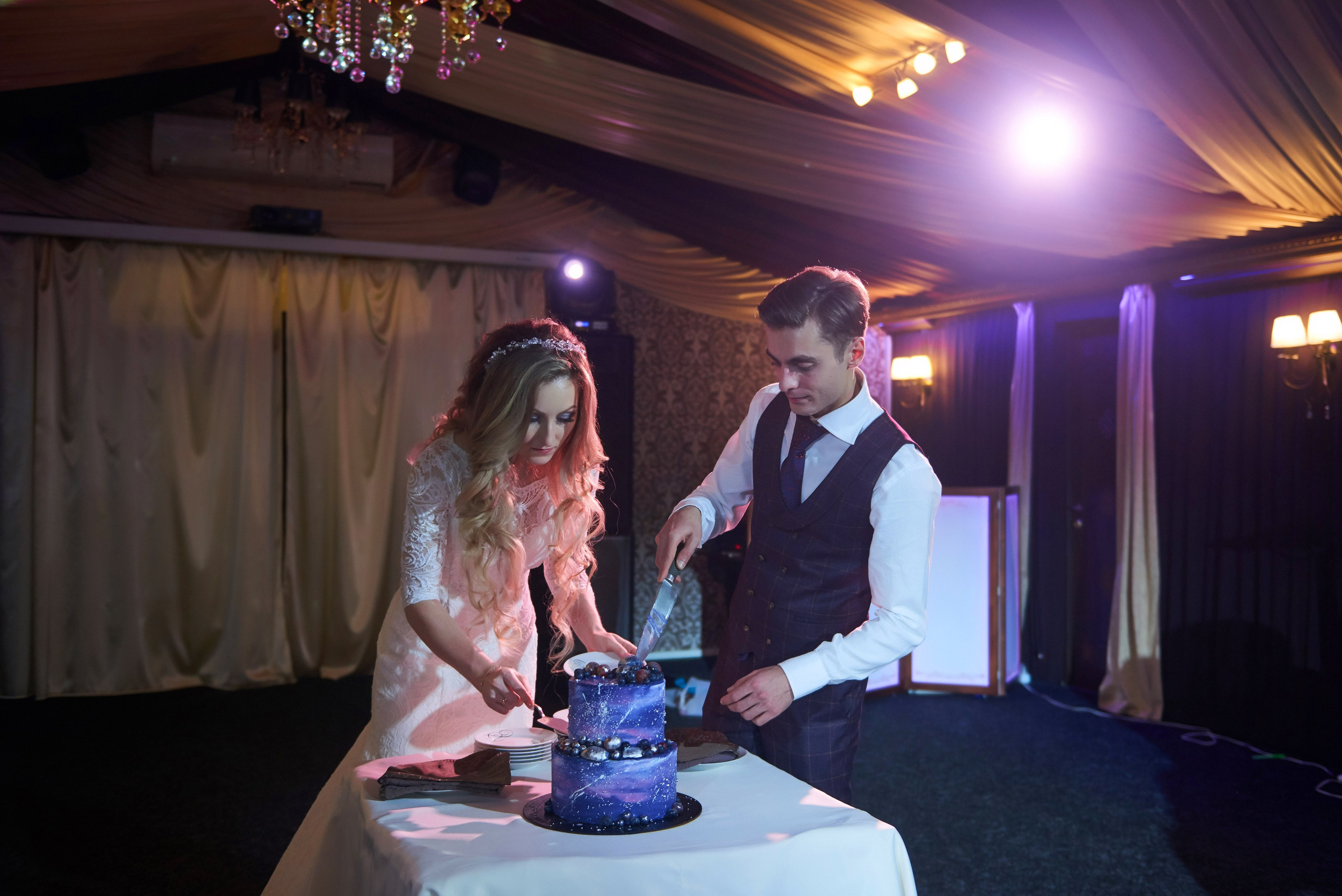 Илона и Андрей (фотосессия в ночном Эрмитаже). Портретный, семейный и свадебный фотограф в Санкт-Петербурге и в Пушкине Ширяев Денис